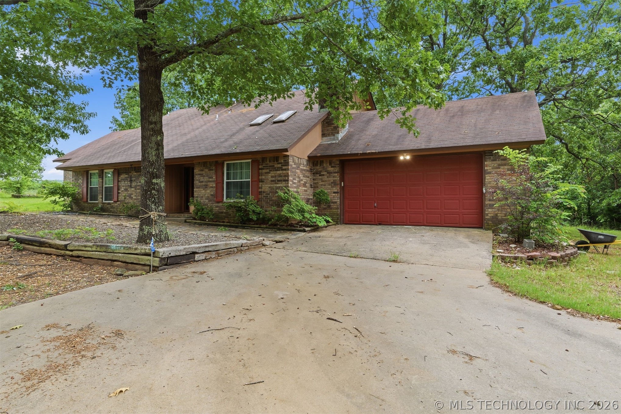 471322 E 844 Road Property Photo 5