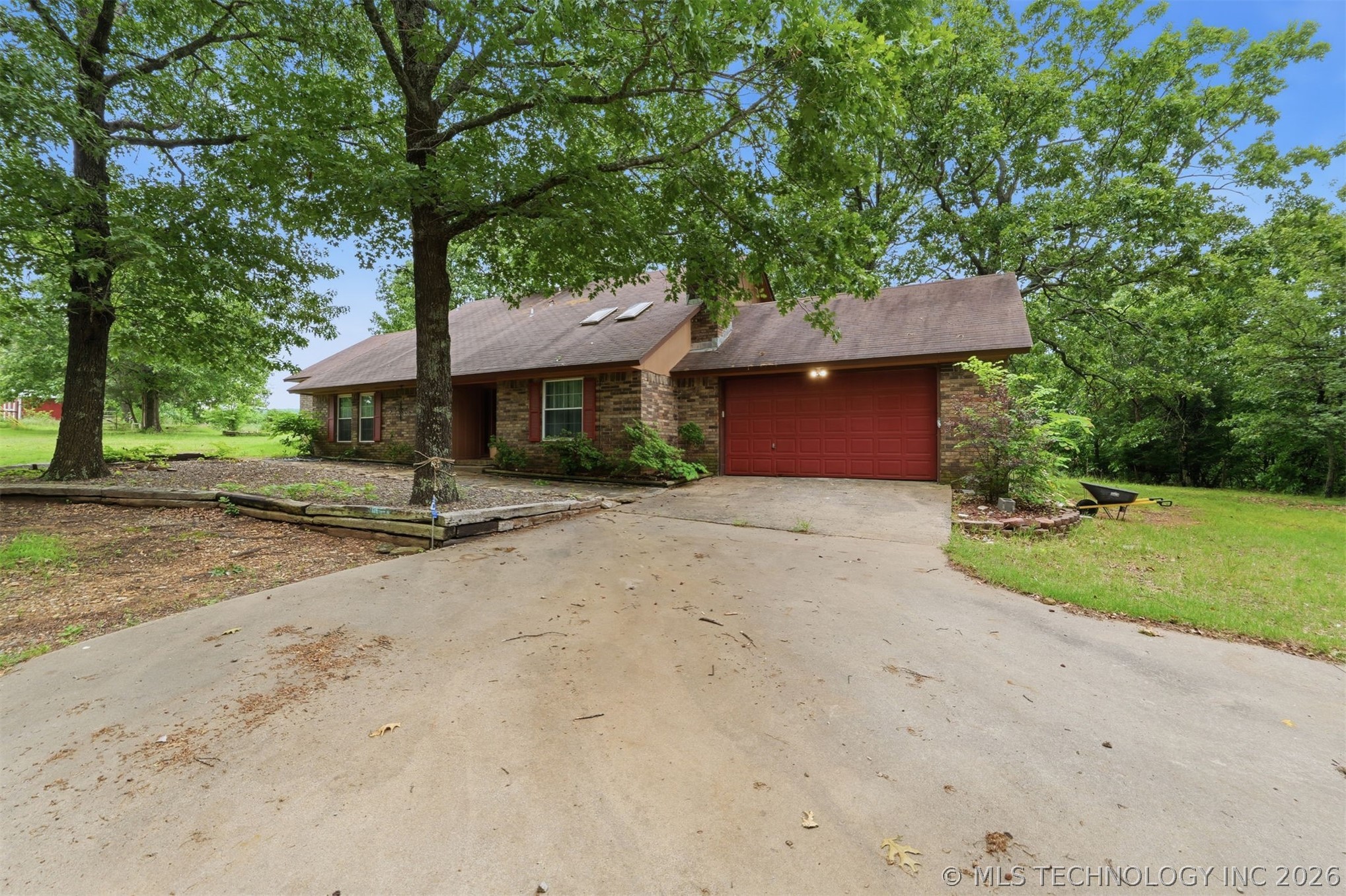 471322 E 844 Road Property Photo 6