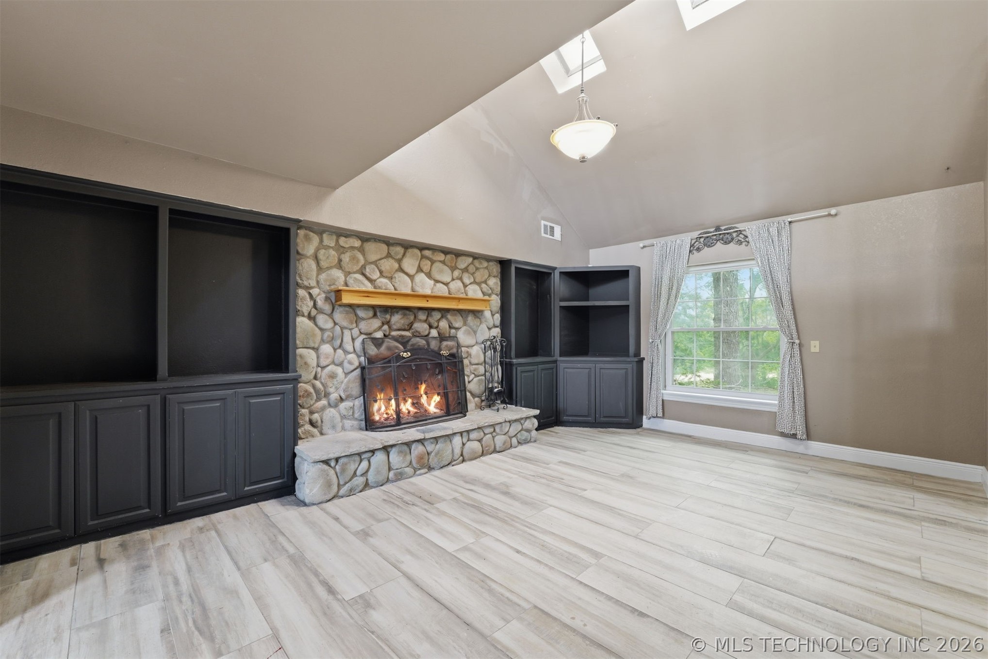 471322 E 844 Road Property Photo 9