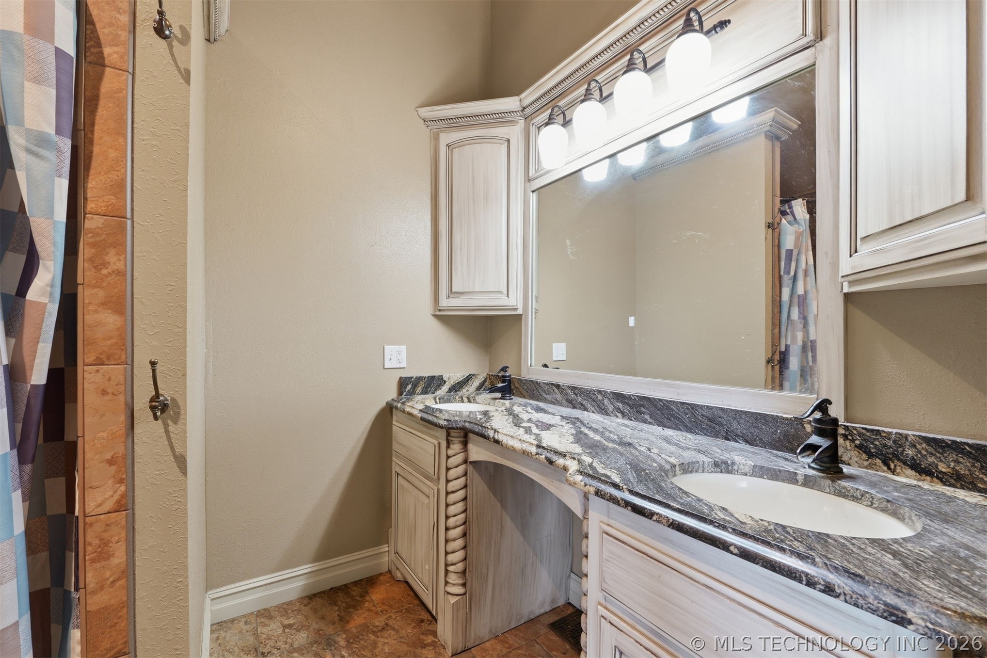 471322 E 844 Road Property Photo 24