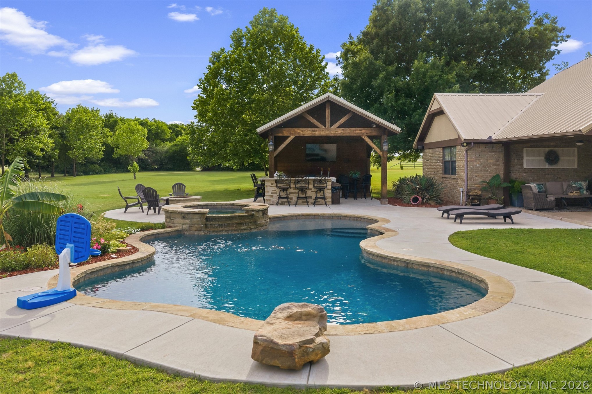 411 Blue Bell Road Property Photo 6