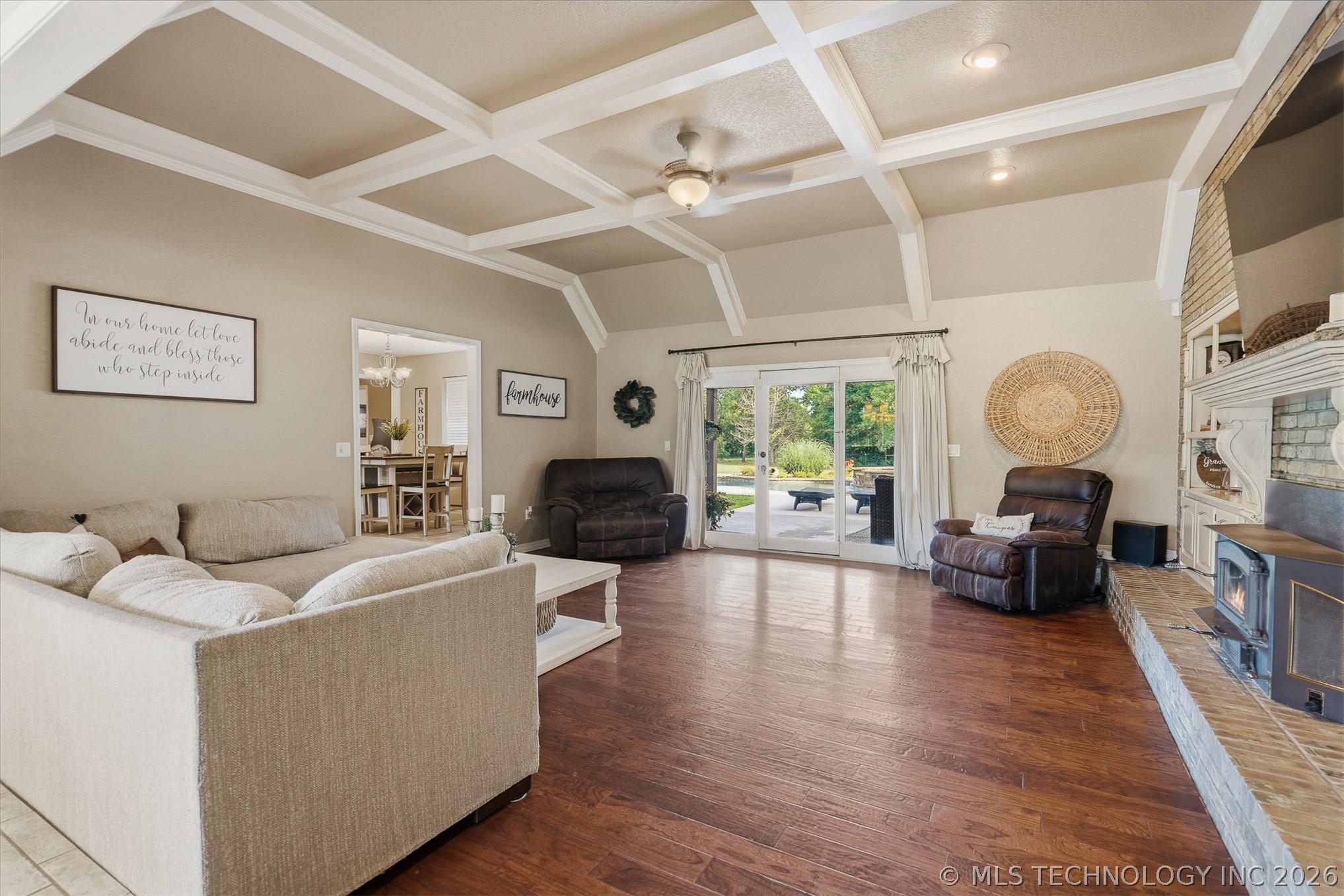 411 Blue Bell Road Property Photo 14