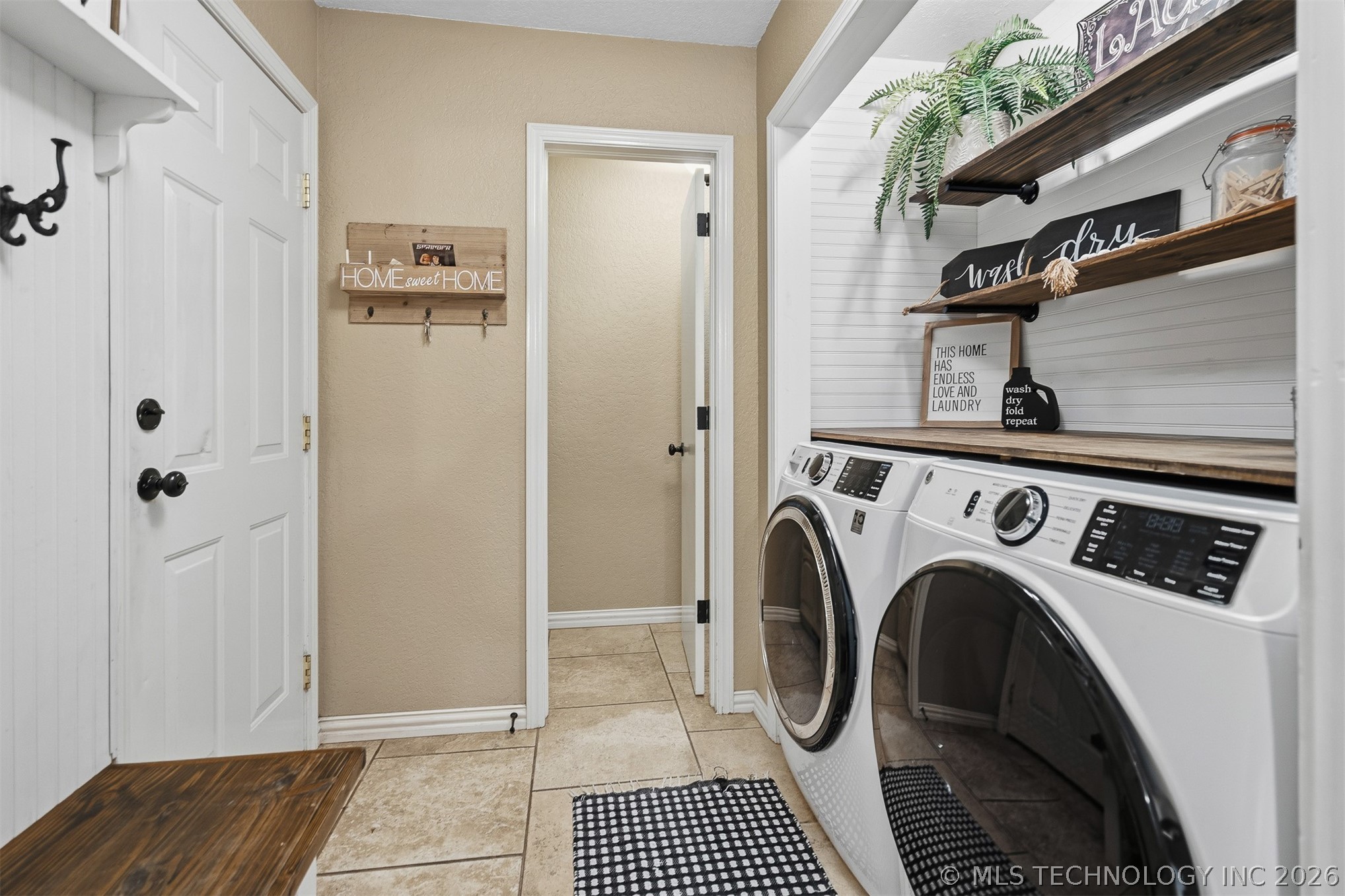 411 Blue Bell Road Property Photo 44