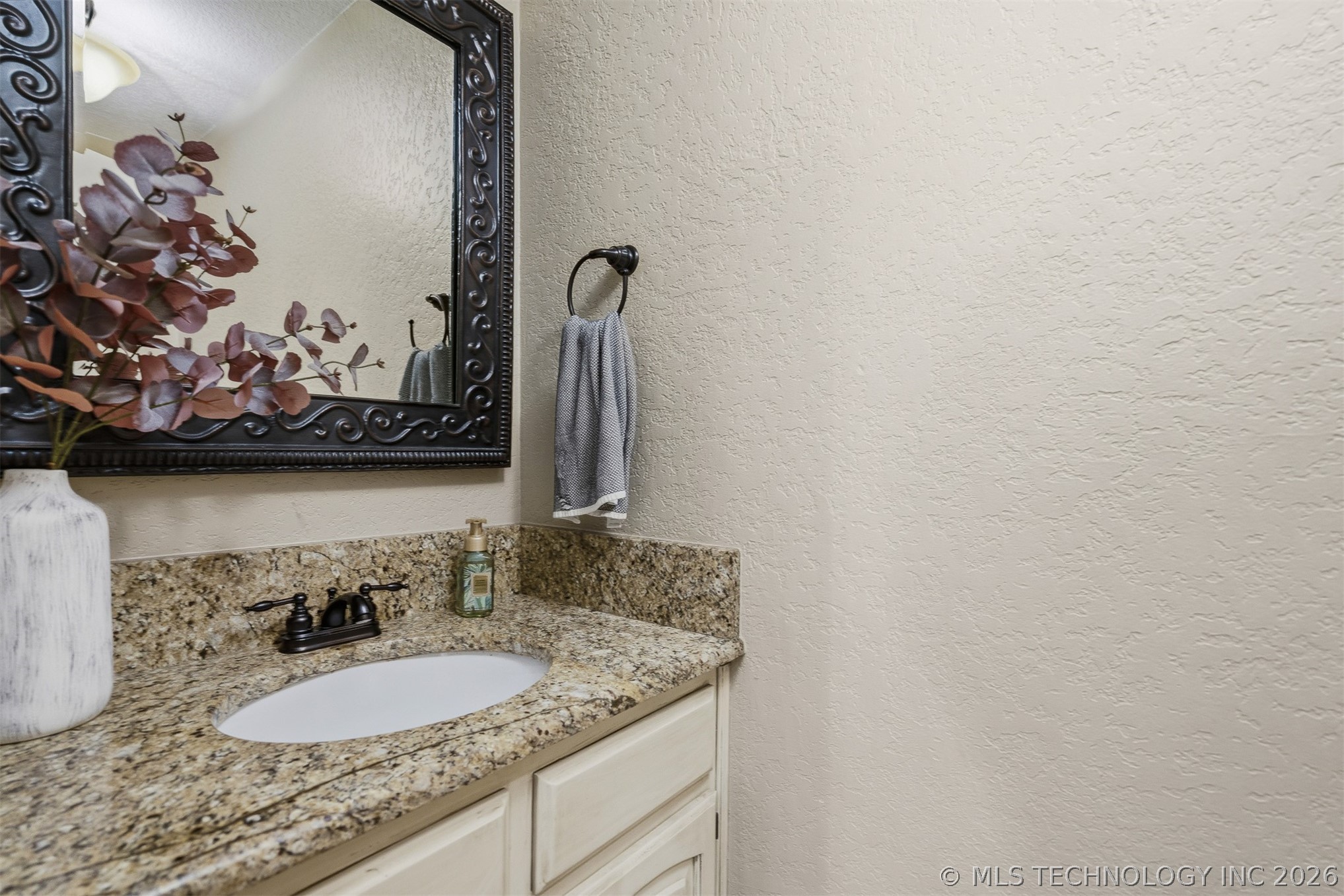 411 Blue Bell Road Property Photo 45