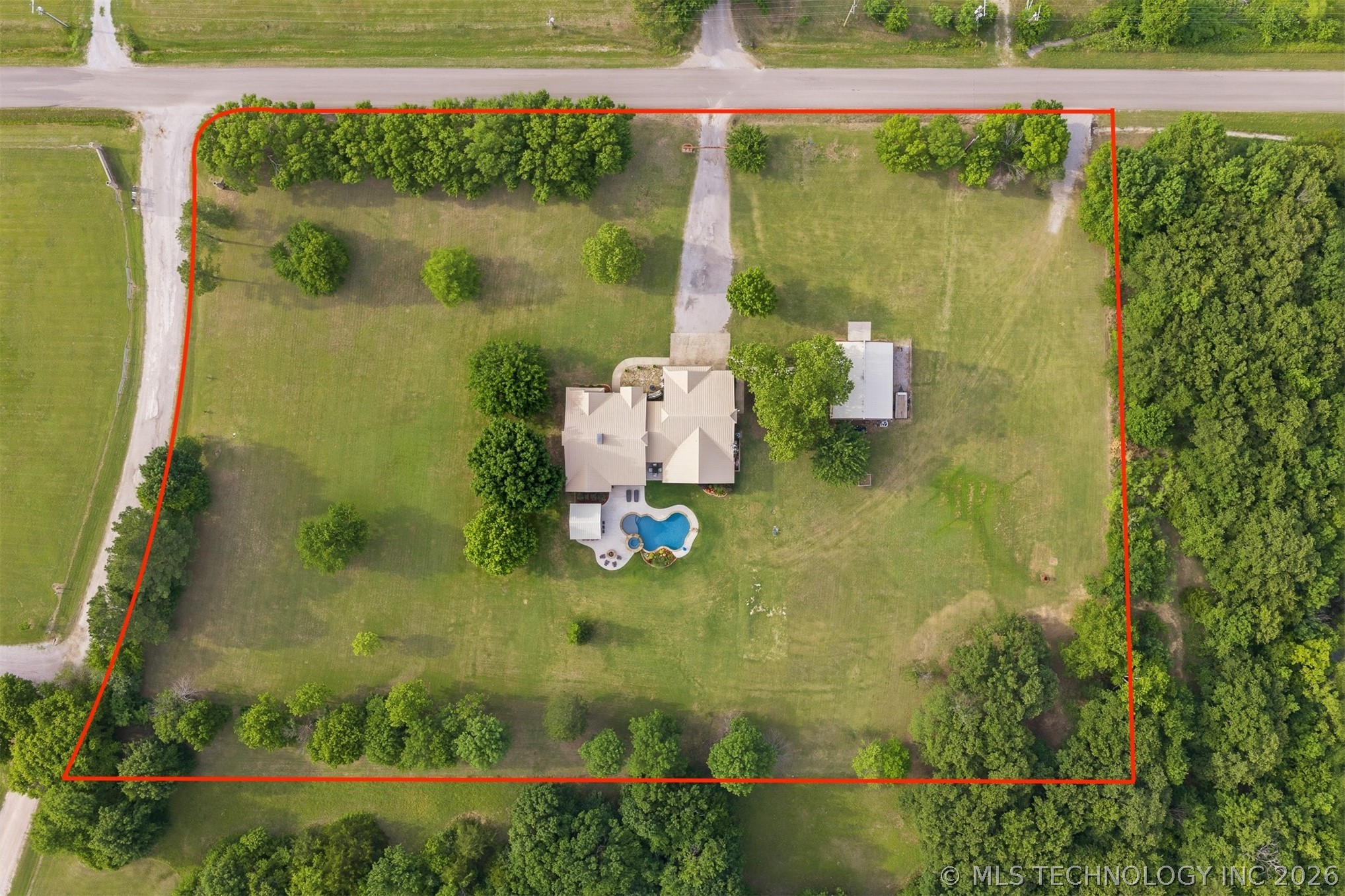 411 Blue Bell Road Property Photo 46
