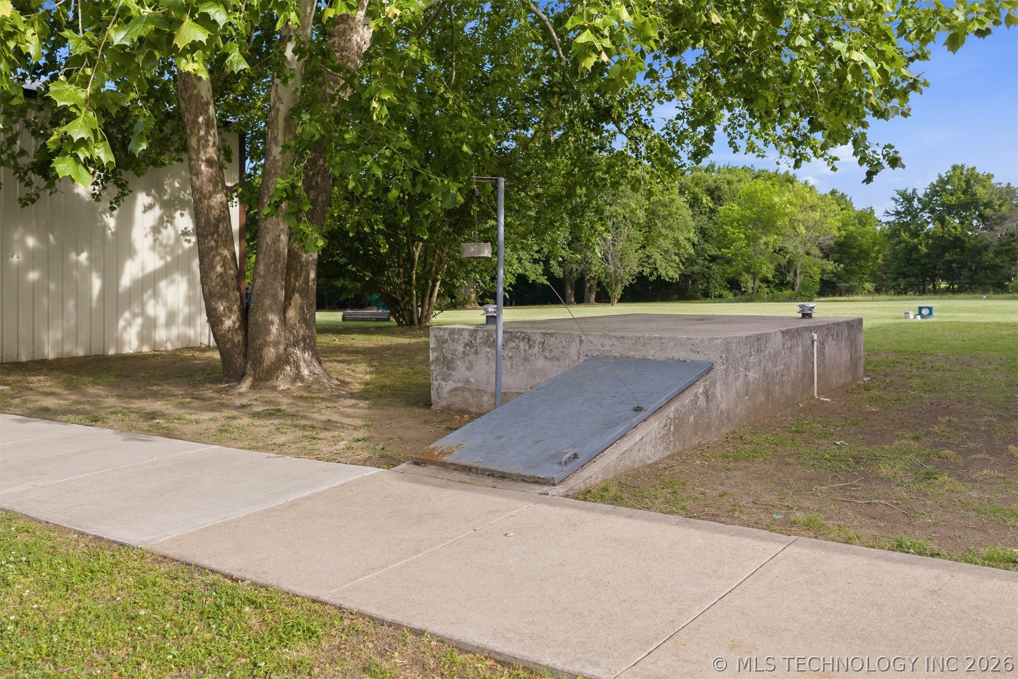 411 Blue Bell Road Property Photo 57