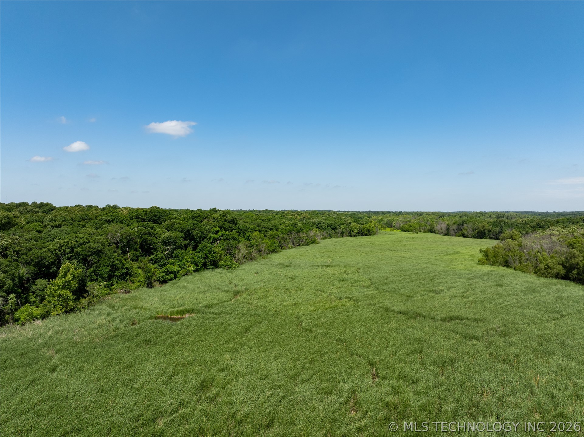 001 Davis Road Property Photo 11