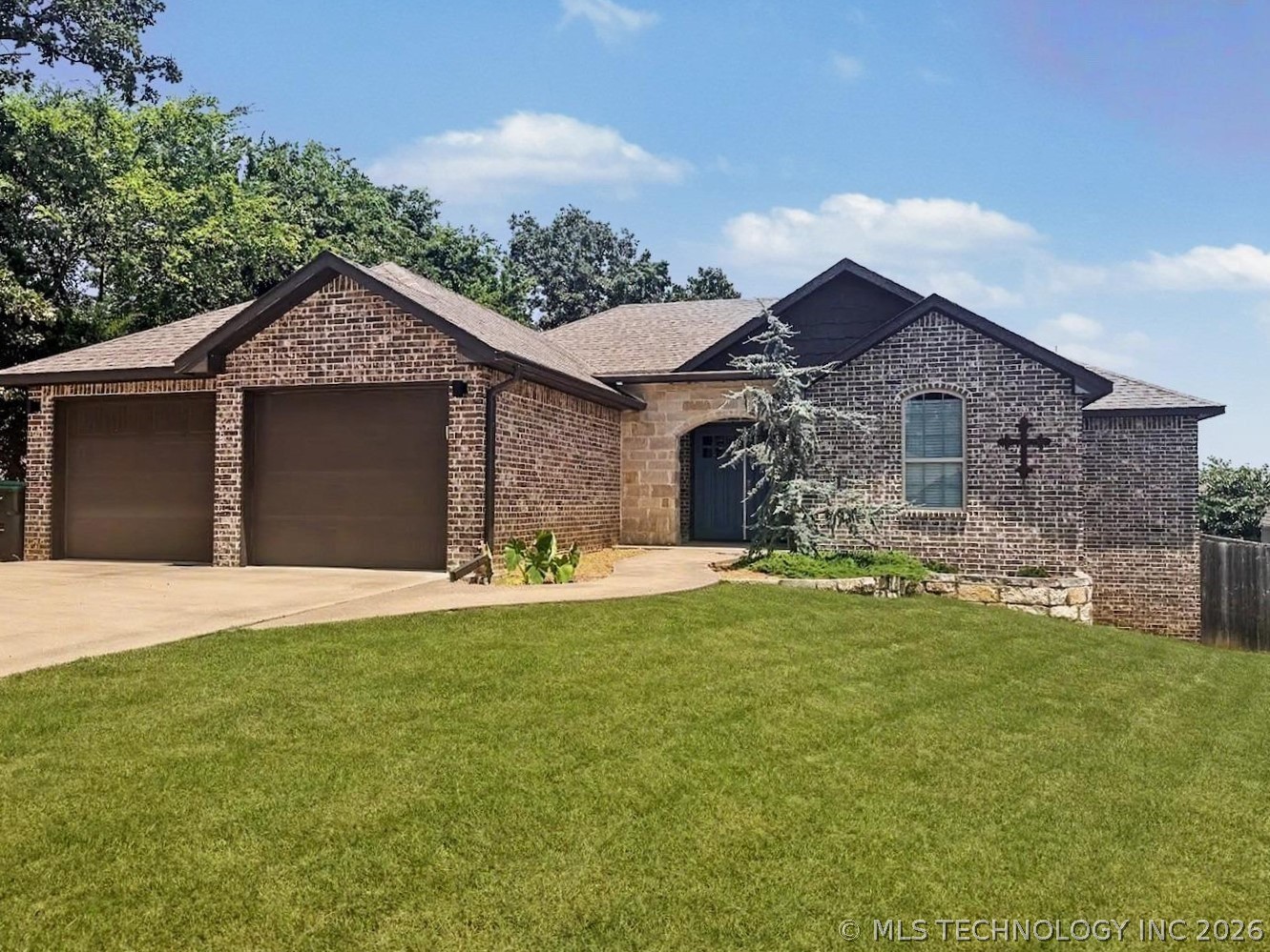 4236 Highland Drive Property Photo 1