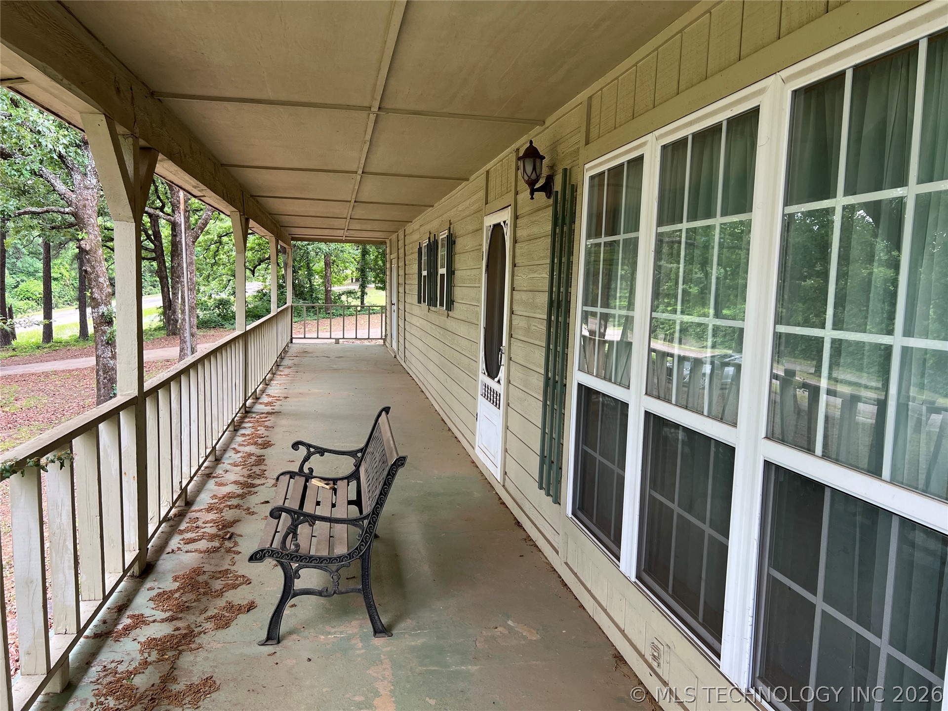 477067 E 1094 Road Property Photo 5