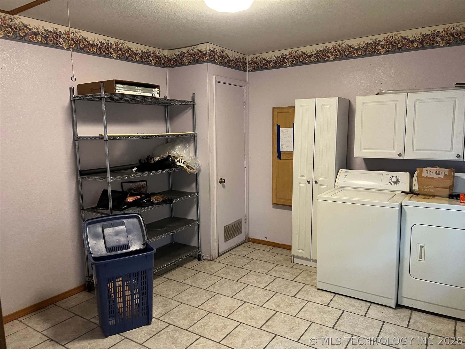 477067 E 1094 Road Property Photo 10