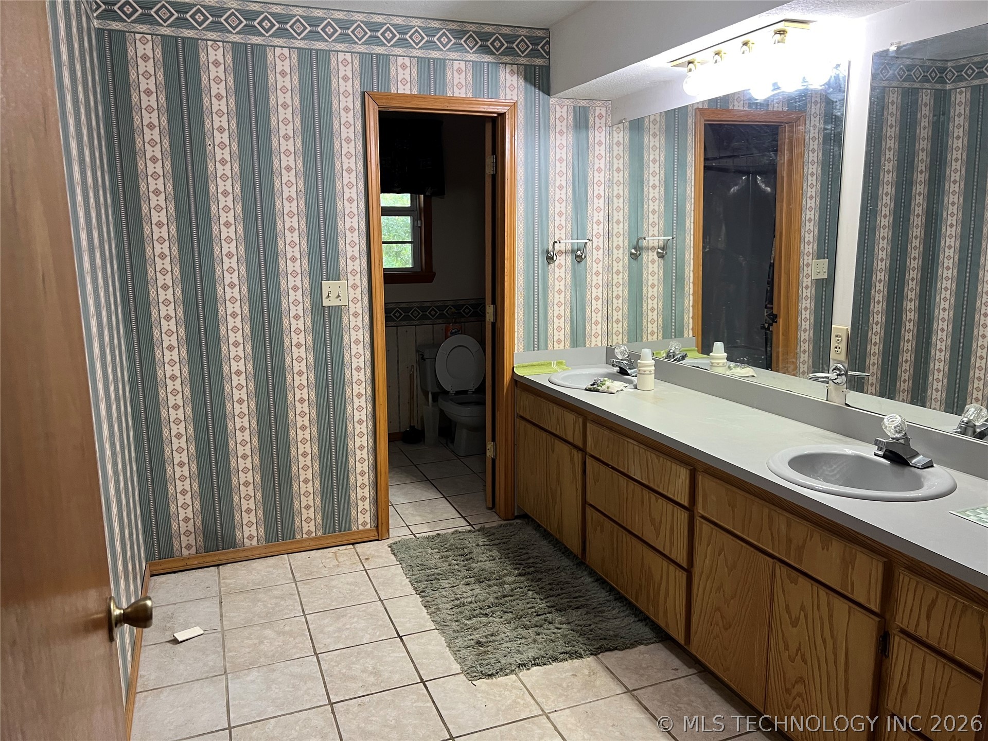 477067 E 1094 Road Property Photo 11