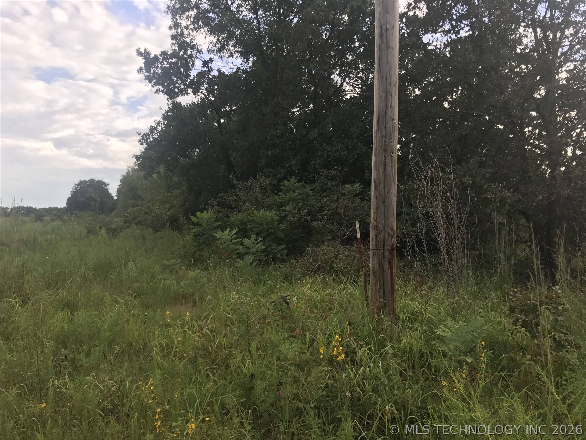 2773 Duskwood Road Property Photo 2