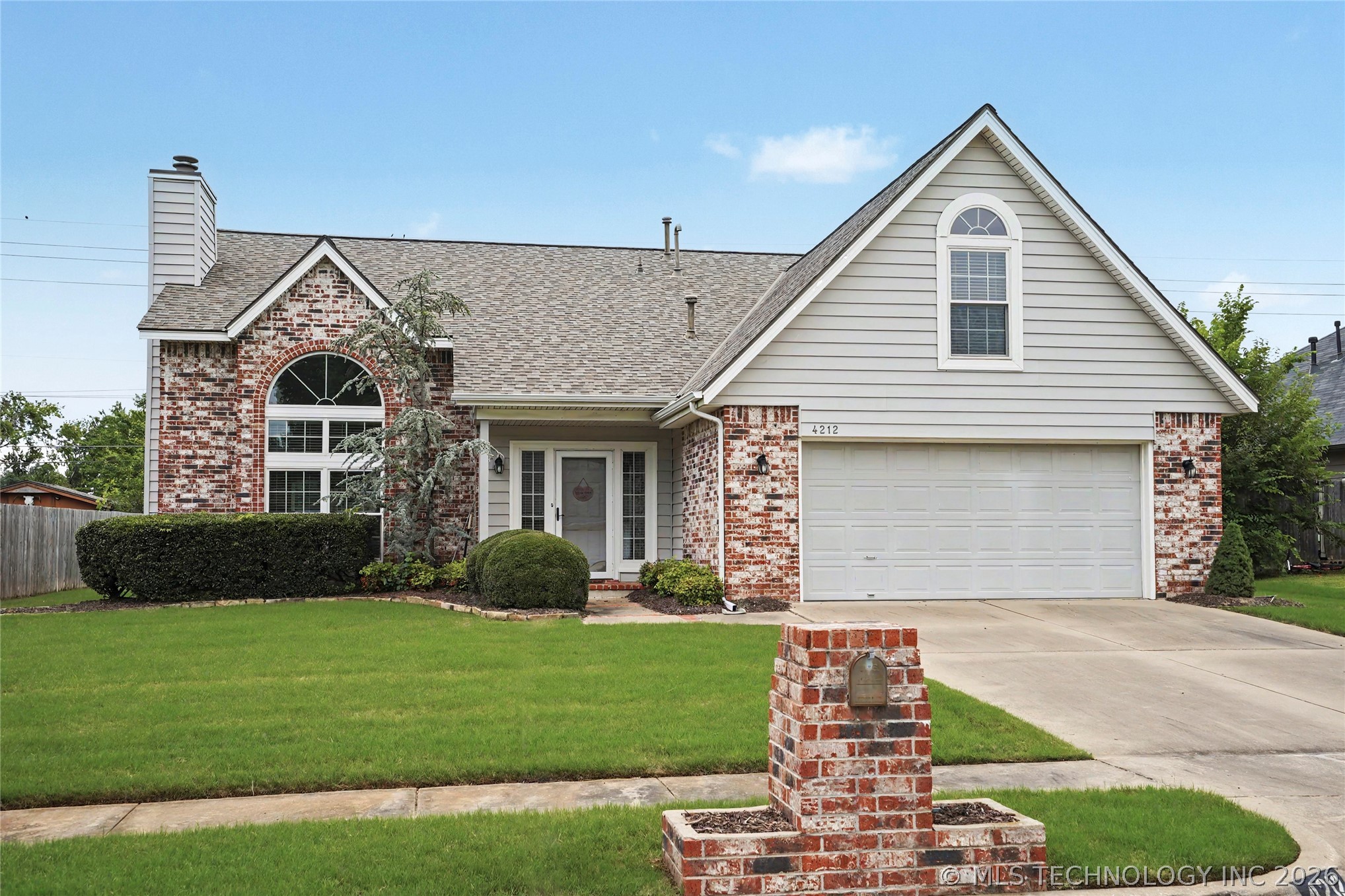 4212 S Walnut Place Property Photo 1