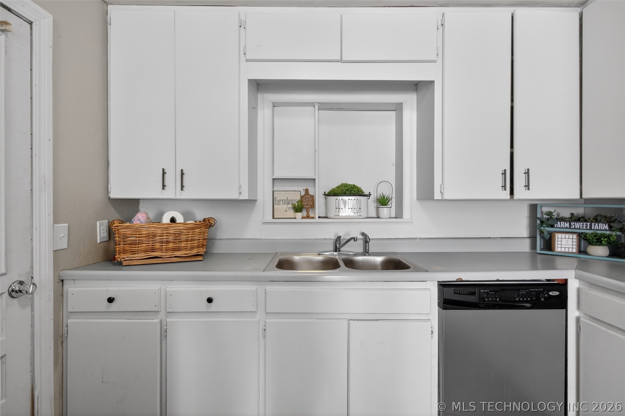 108 Maple Street Property Photo 25