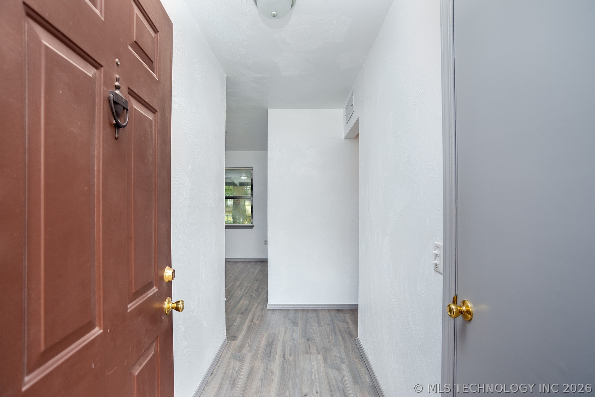 724 Oklahoma Property Photo 3