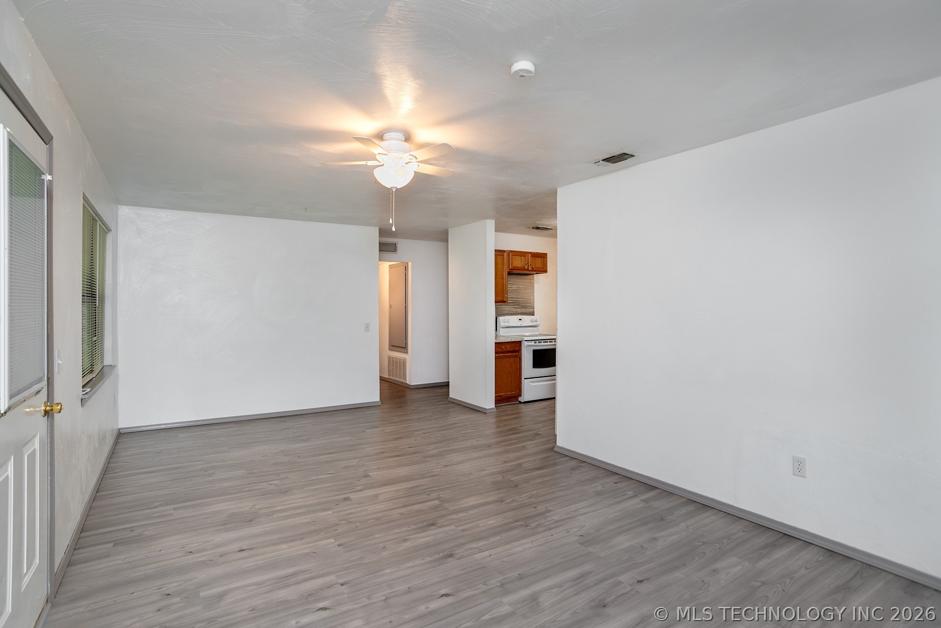 724 Oklahoma Property Photo 6