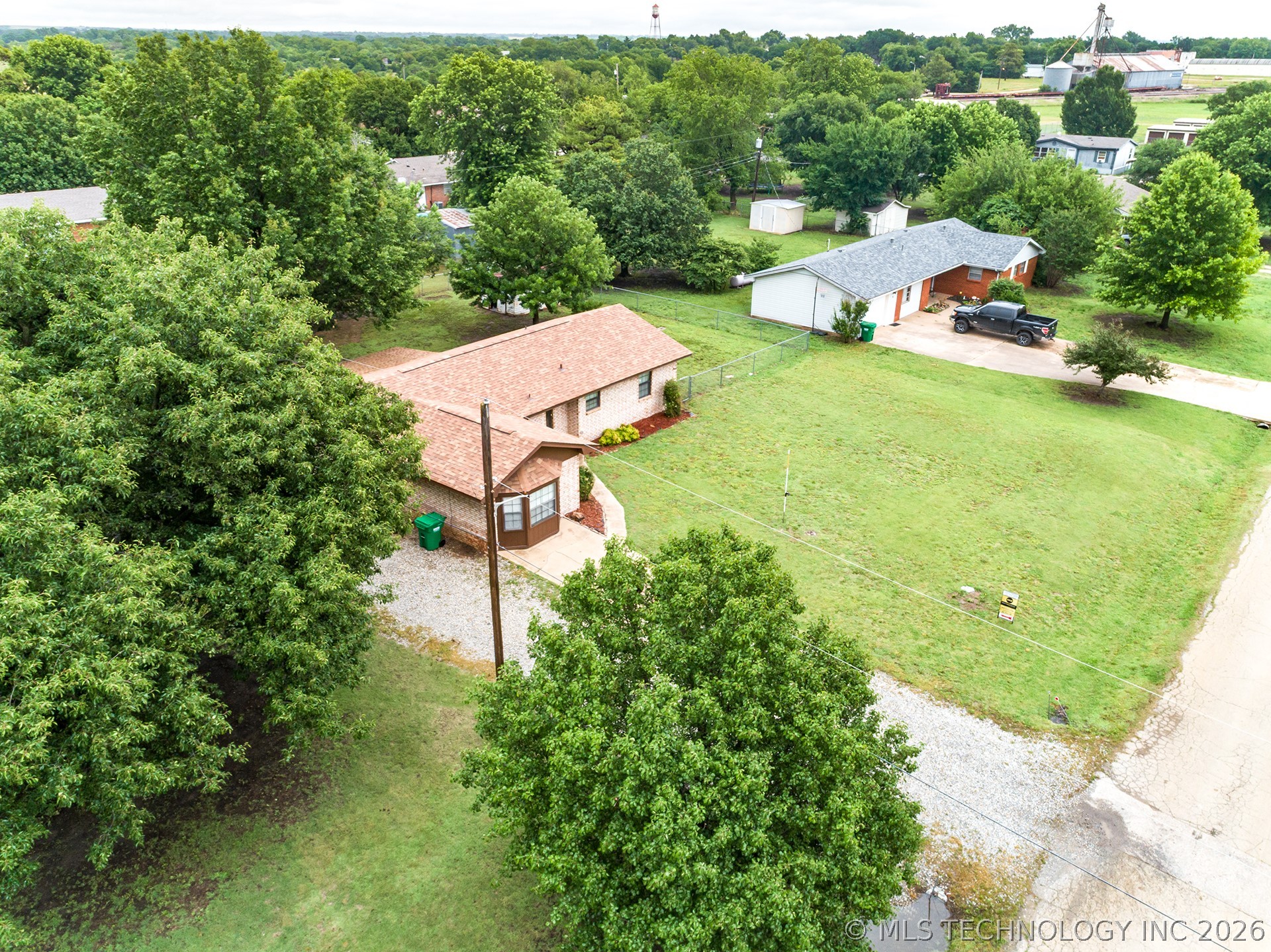 724 Oklahoma Property Photo 21