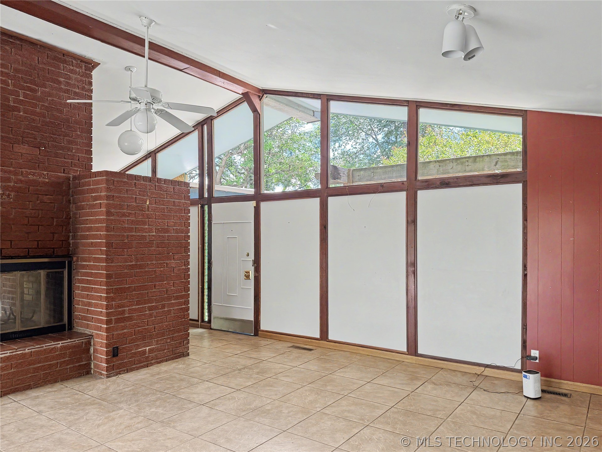 522 W Downing Street Property Photo 16