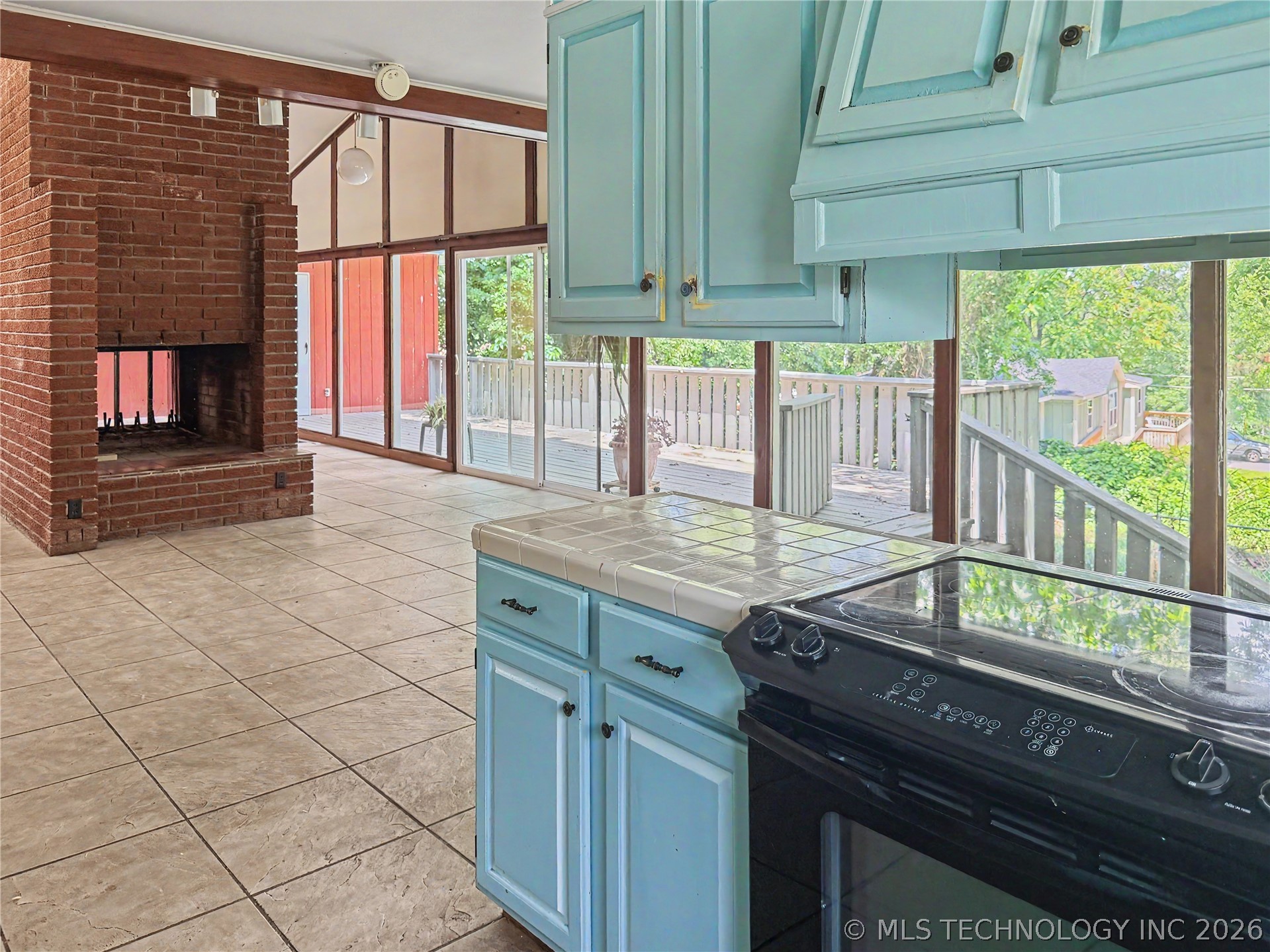 522 W Downing Street Property Photo 22