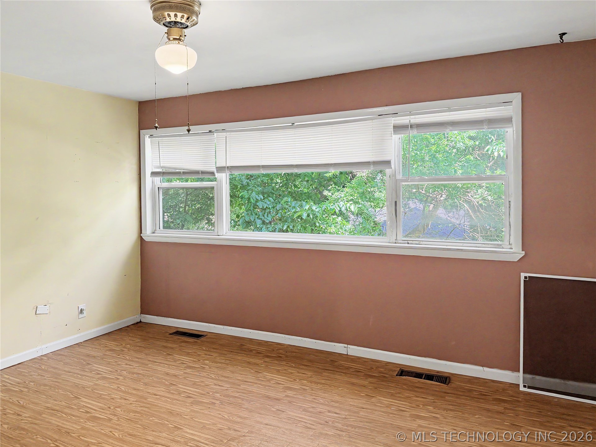 522 W Downing Street Property Photo 26