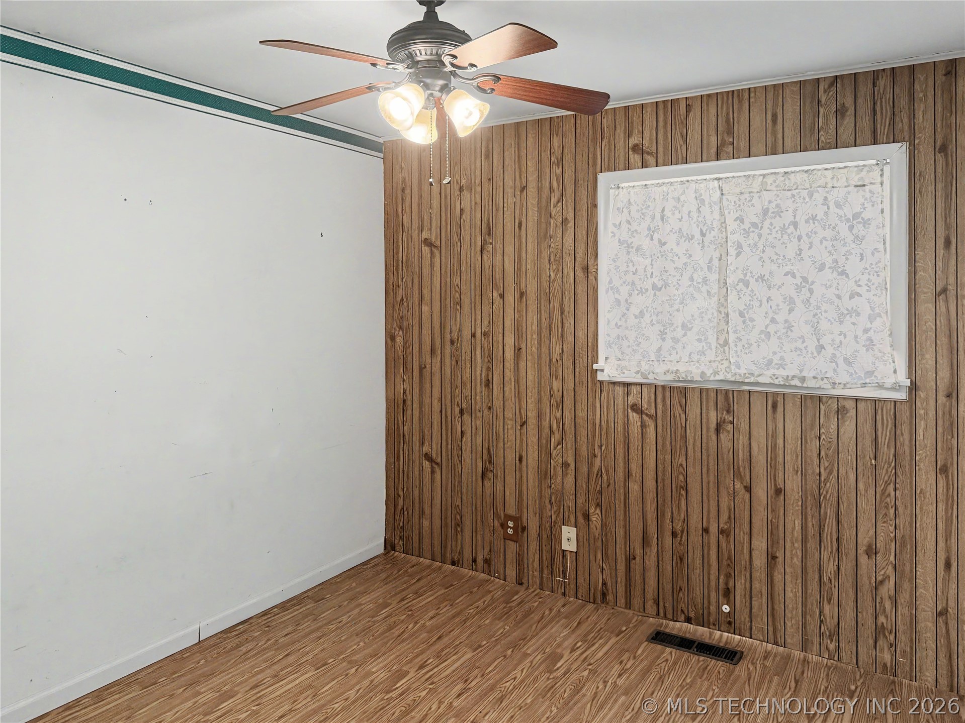522 W Downing Street Property Photo 33