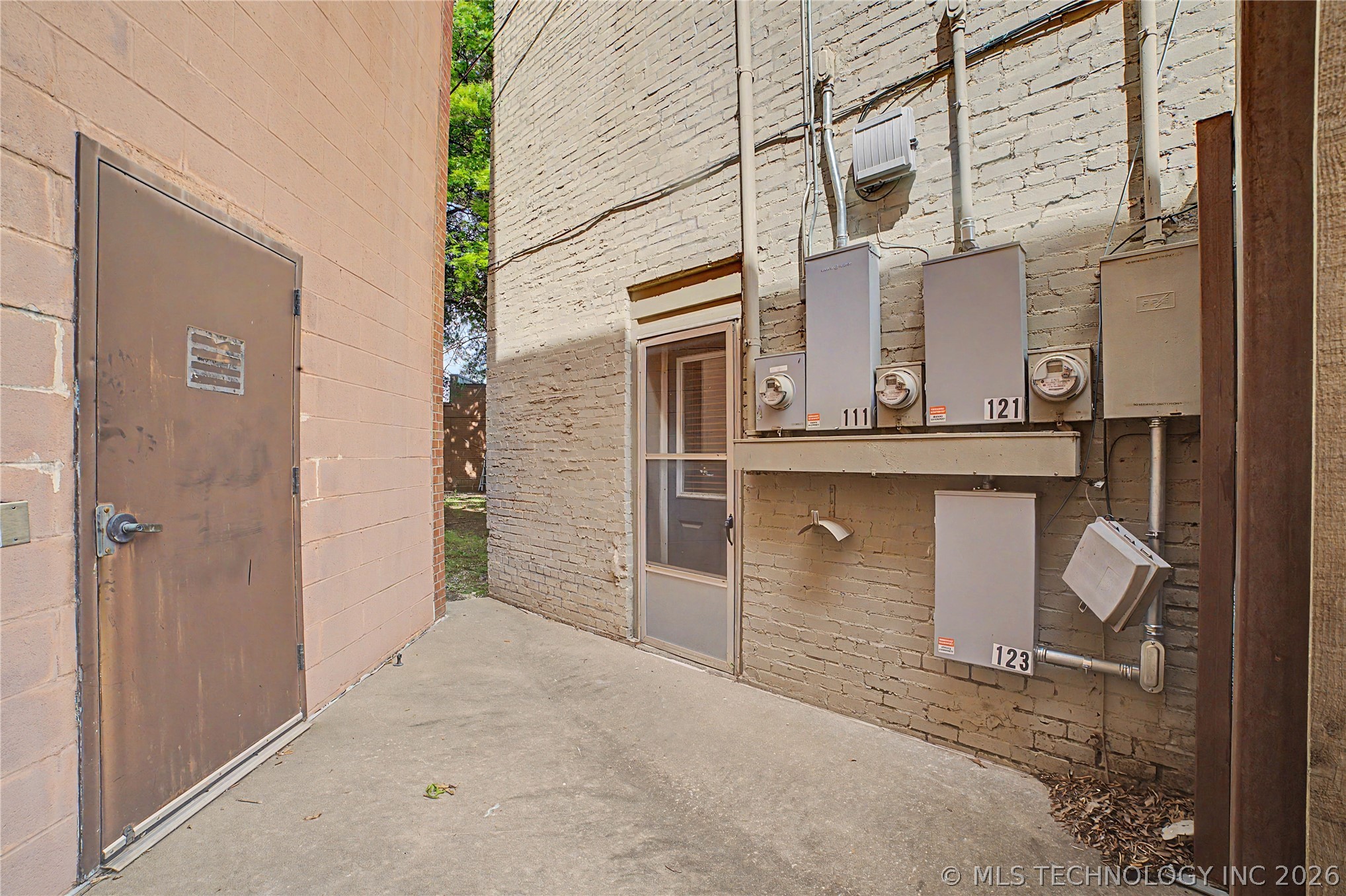 121 S Muskogee Avenue Property Photo 22