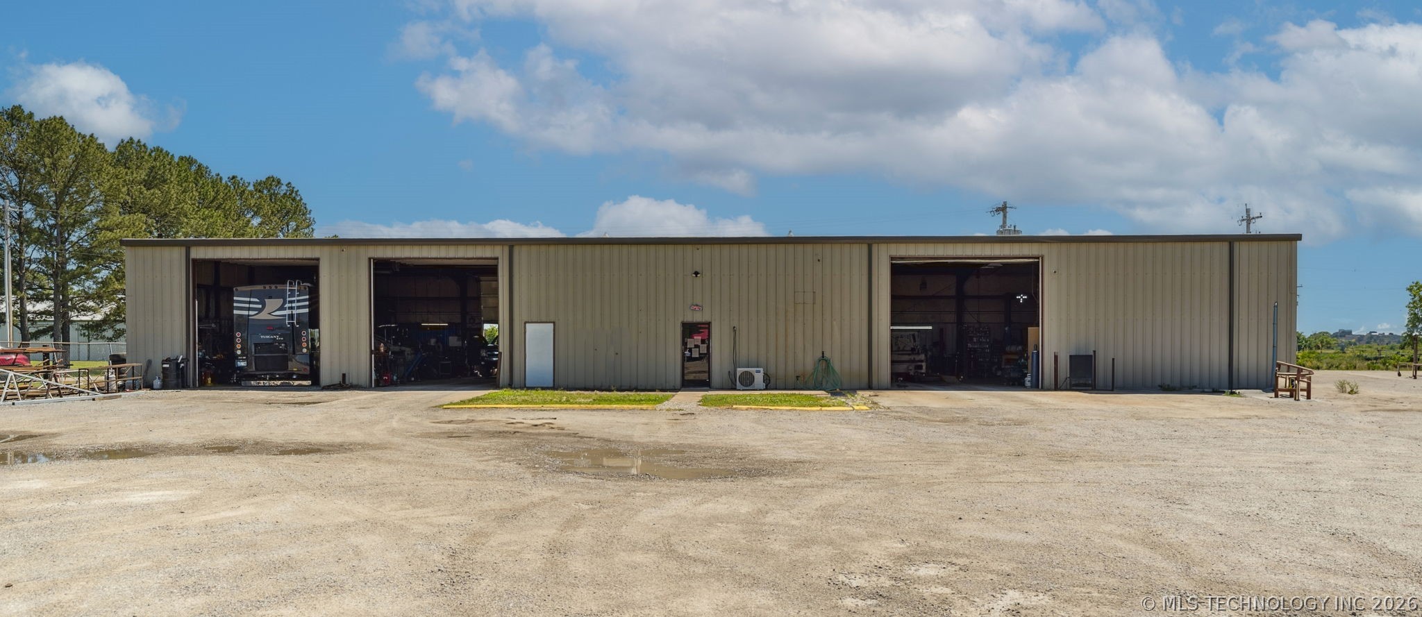 400 E Industrial Boulevard S Property Photo 15