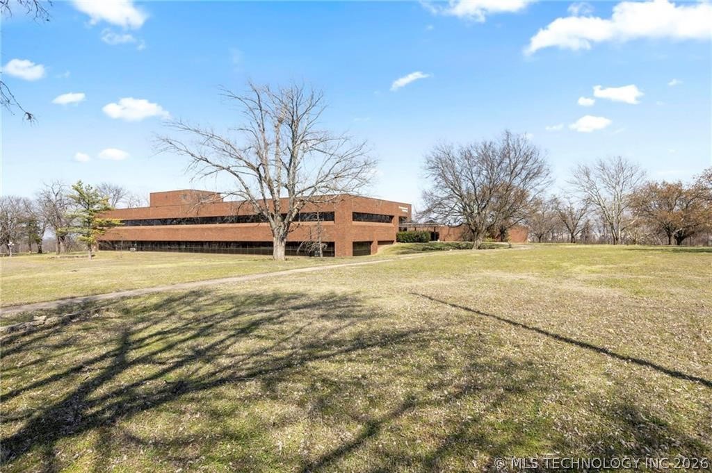 2801 S Horton Street Property Photo 4