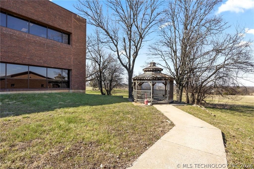 2801 S Horton Street Property Photo 7