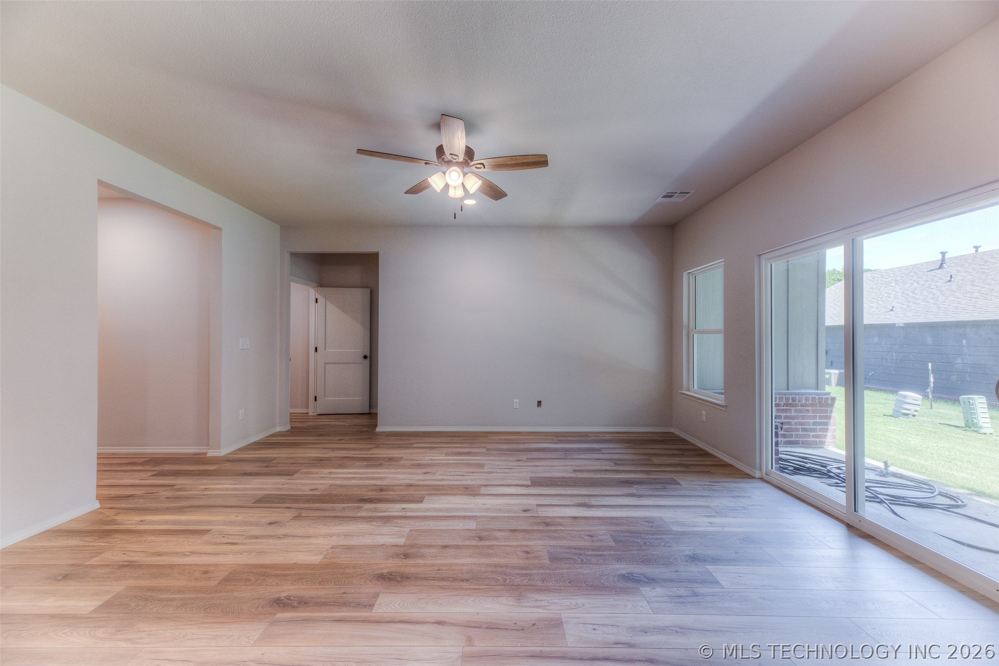 2561 W 66th Place S Property Photo 5