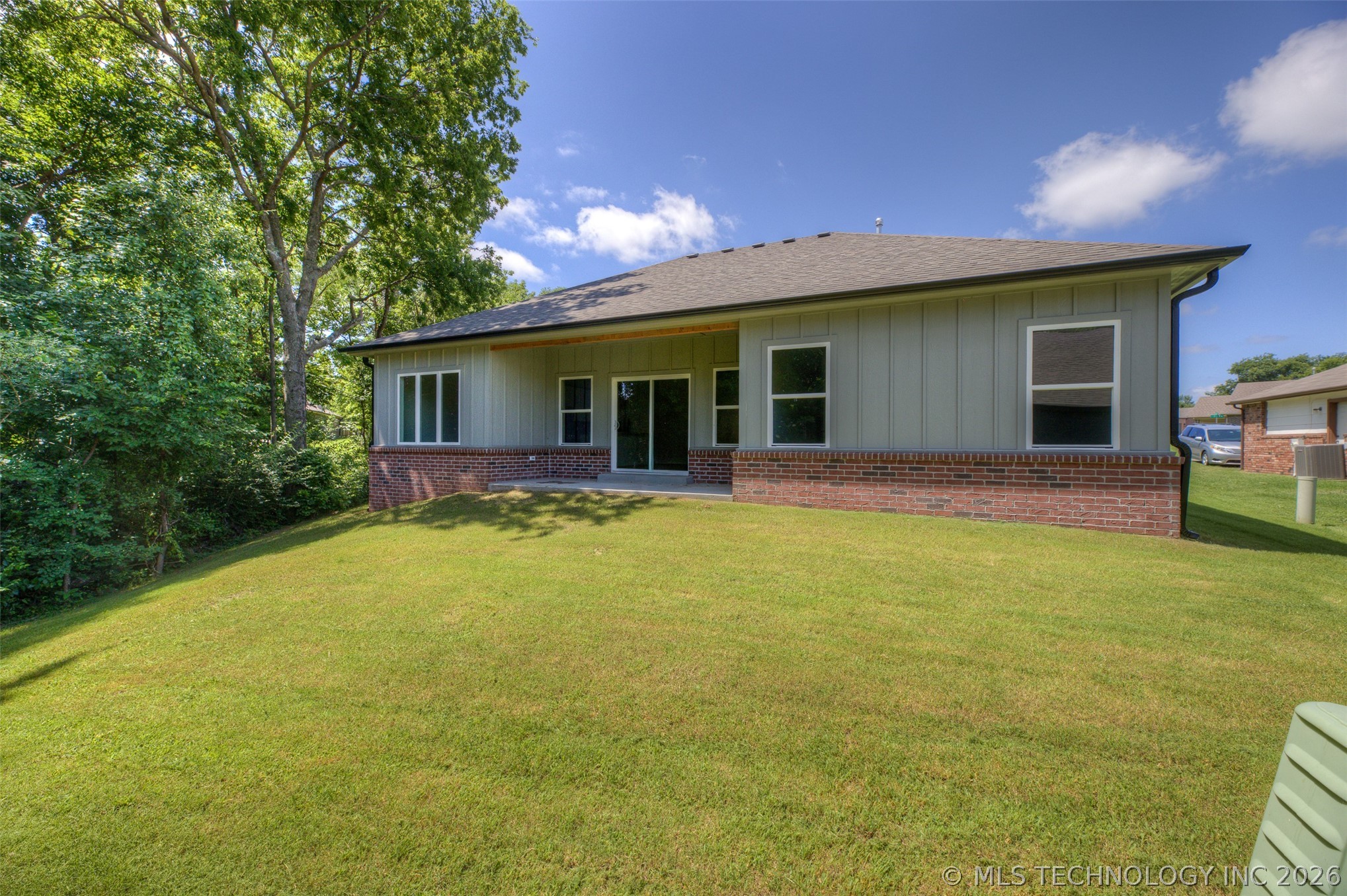 2561 W 66th Place S Property Photo 21