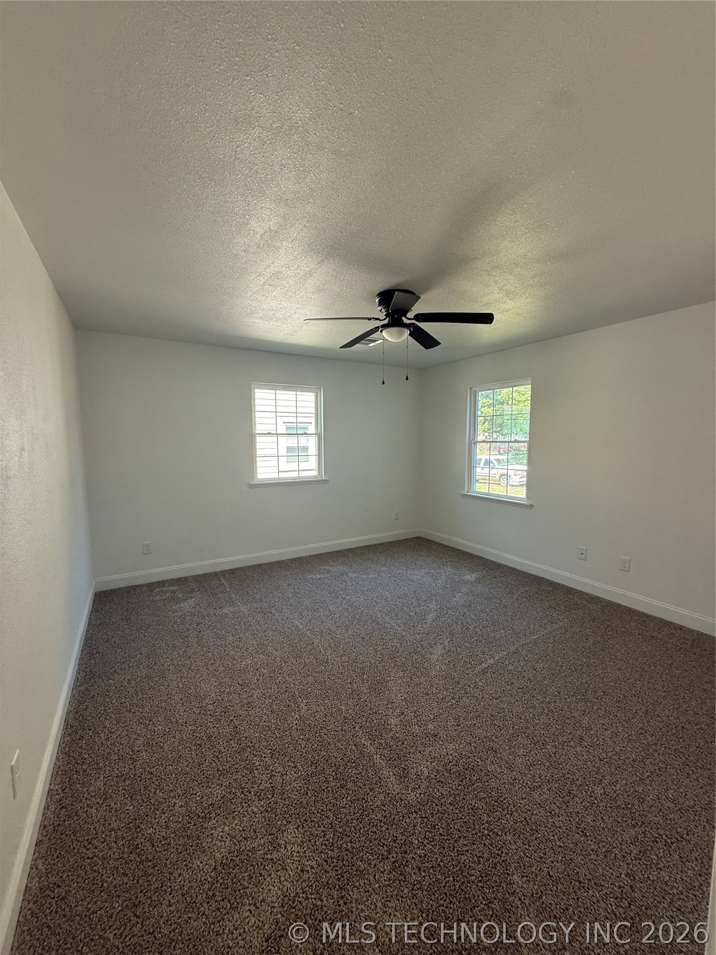 1019 E 5th Property Photo 16