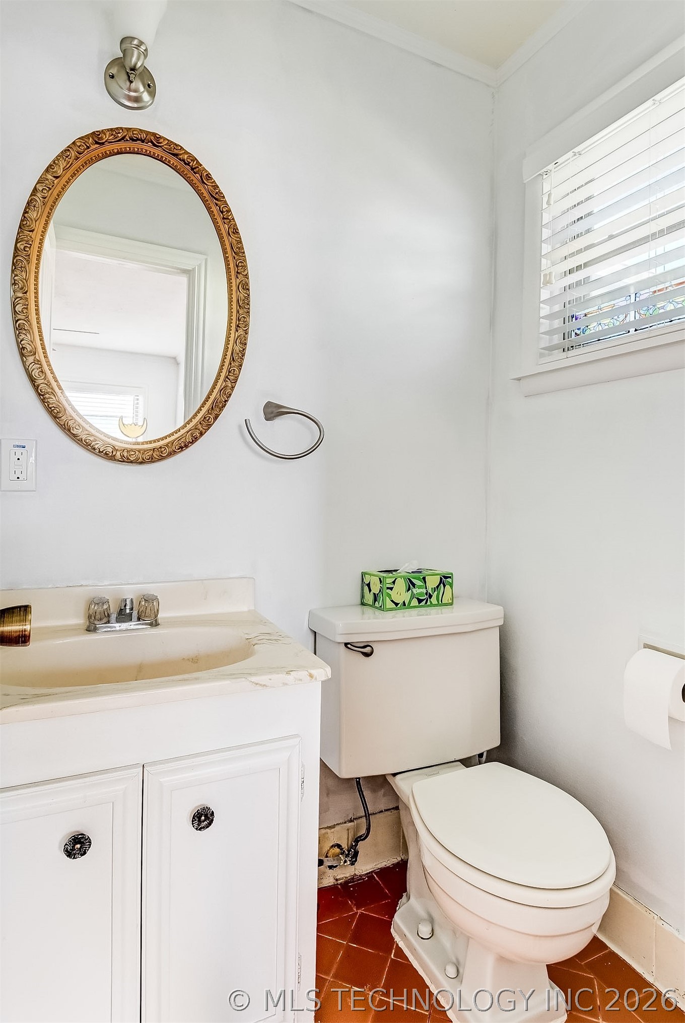 2710 S Hudson Place Property Photo 15