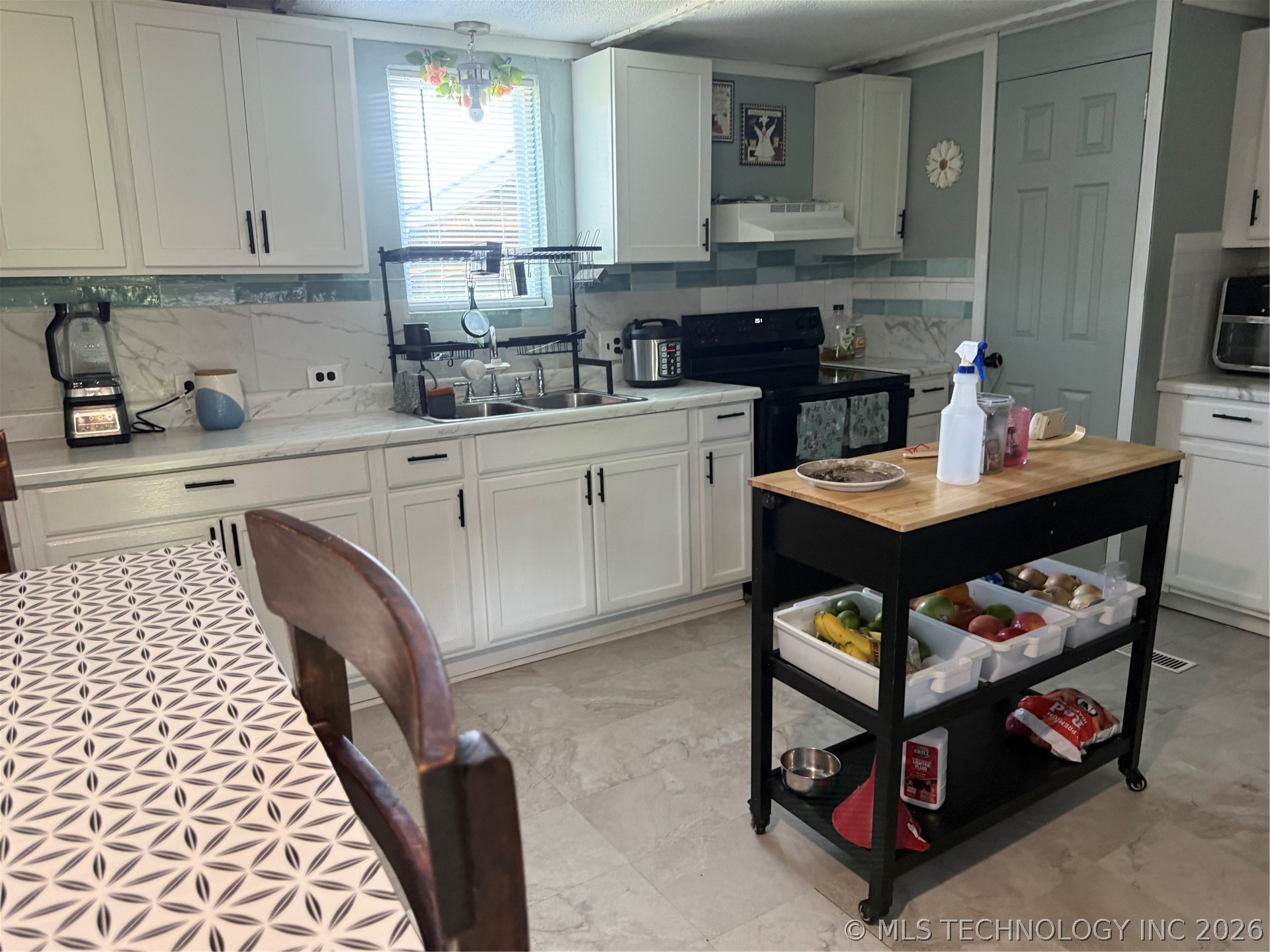 73650 S 4756 Road Property Photo 5
