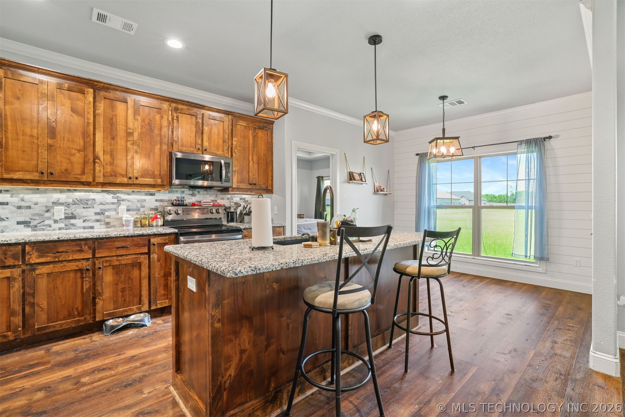 66 Maple Leaf Drive Property Photo 8