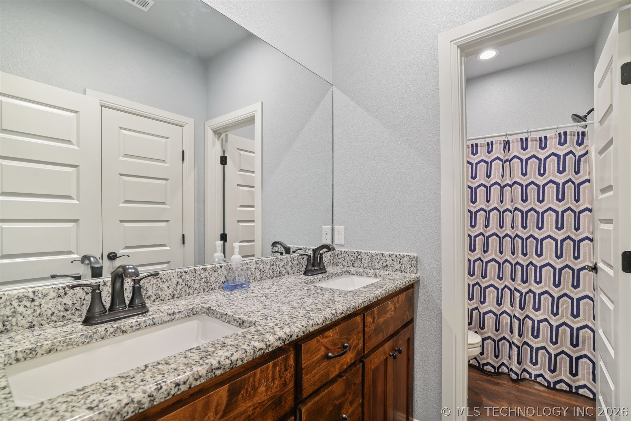 66 Maple Leaf Drive Property Photo 11