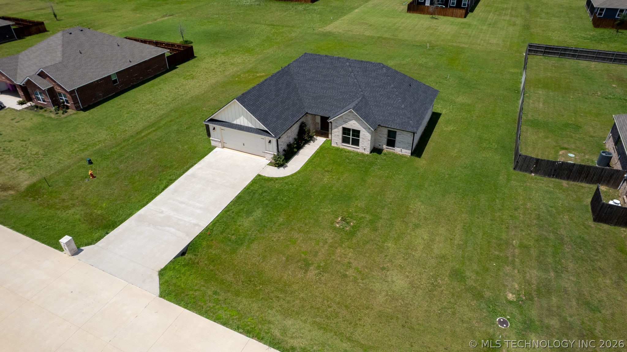 66 Maple Leaf Drive Property Photo 27