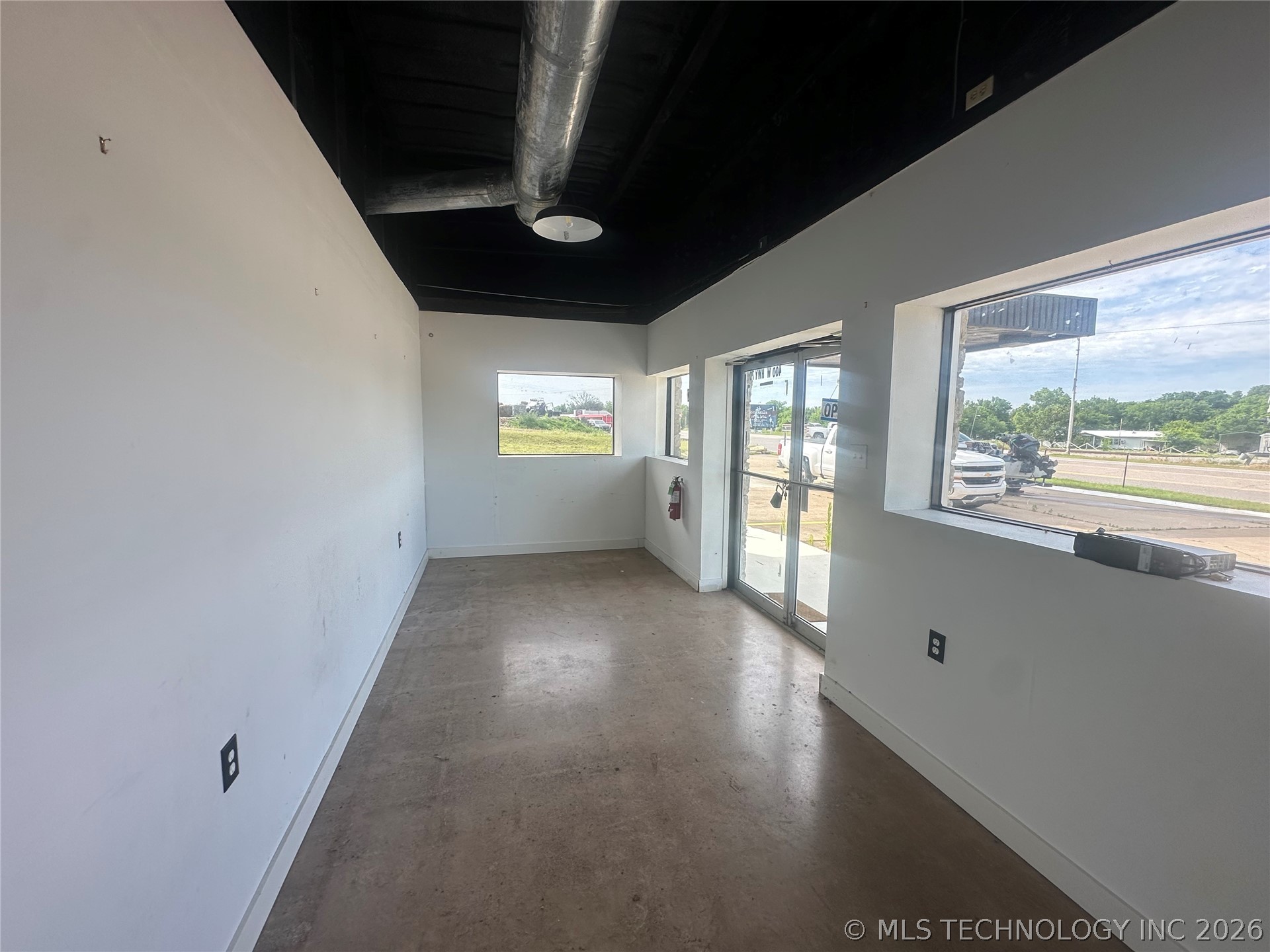 400 Highway 70 W Property Photo 6