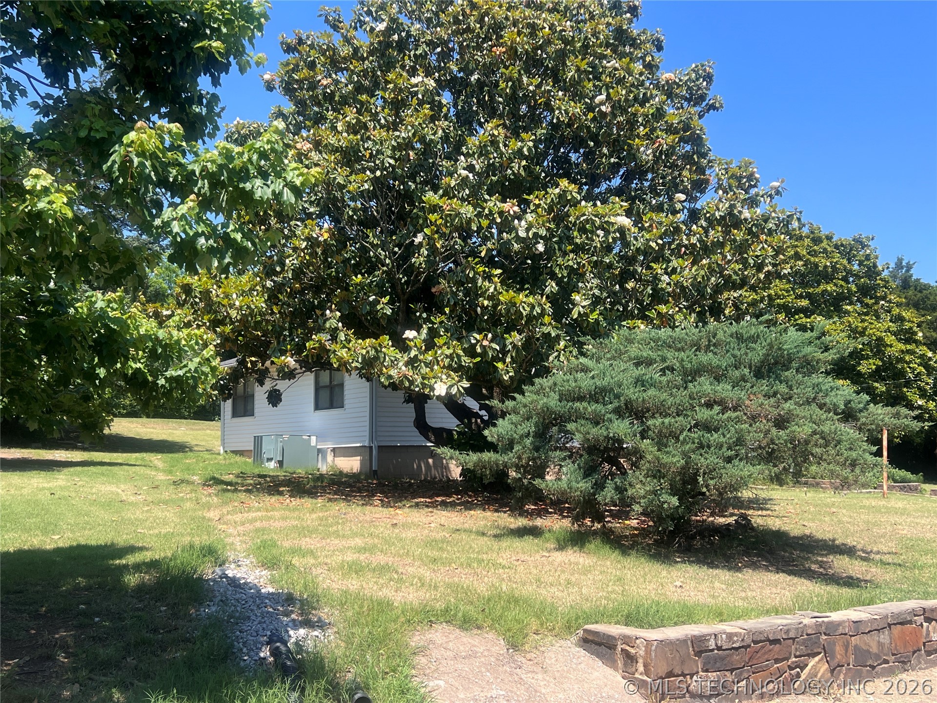 185 Nw 8th Street Property Photo 7