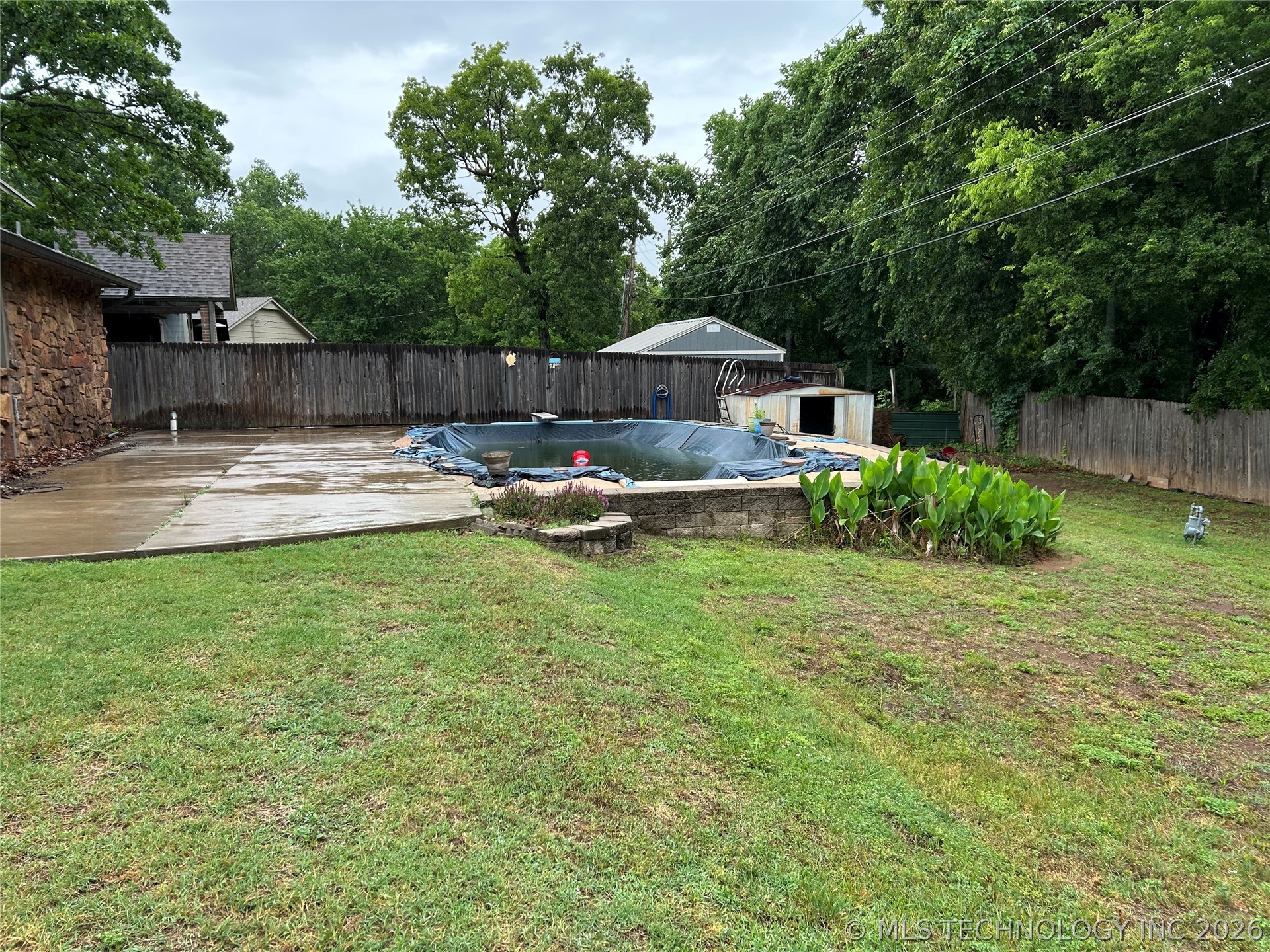 3205 S Bermuda Avenue Property Photo 5