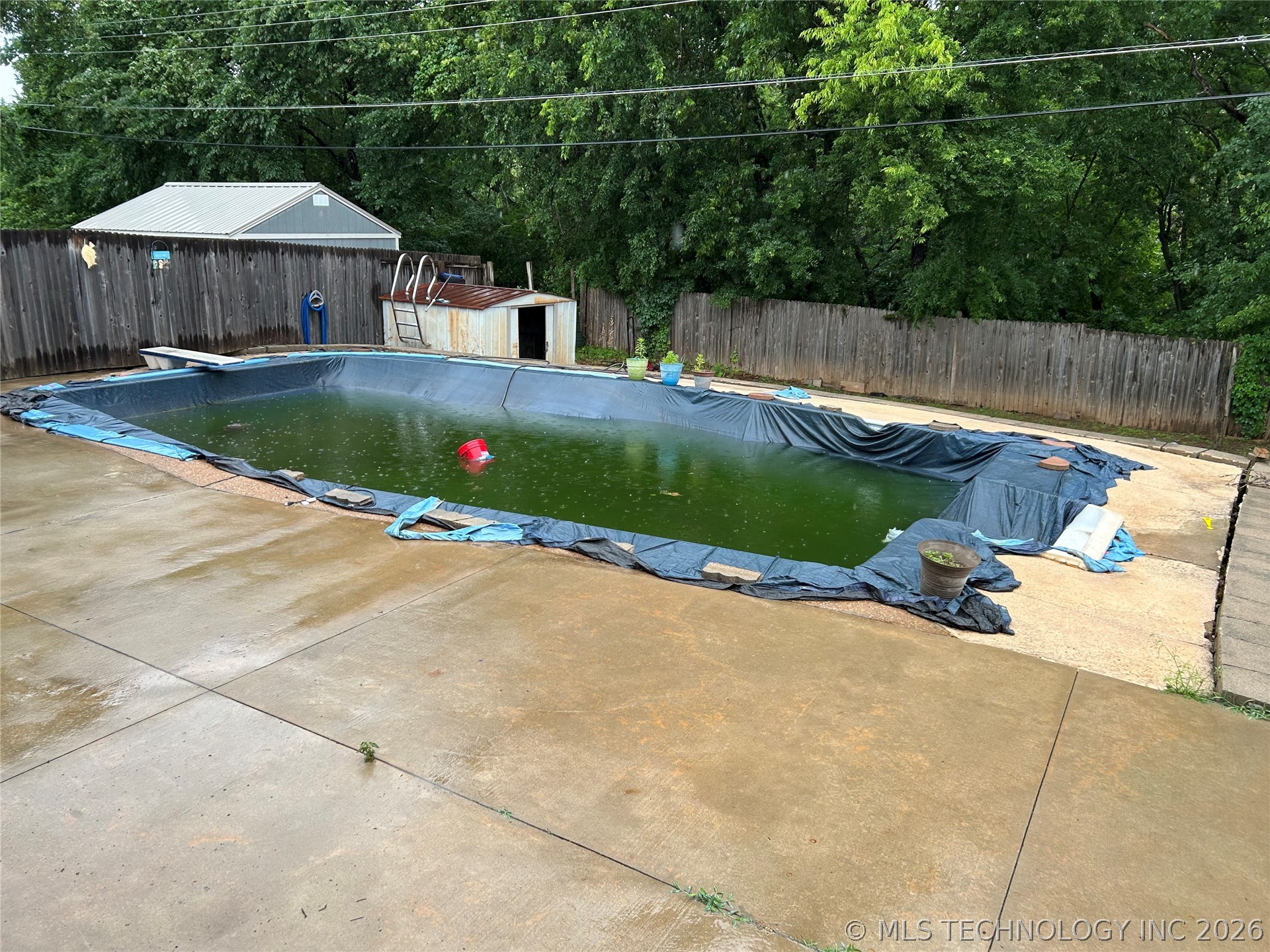 3205 S Bermuda Avenue Property Photo 6
