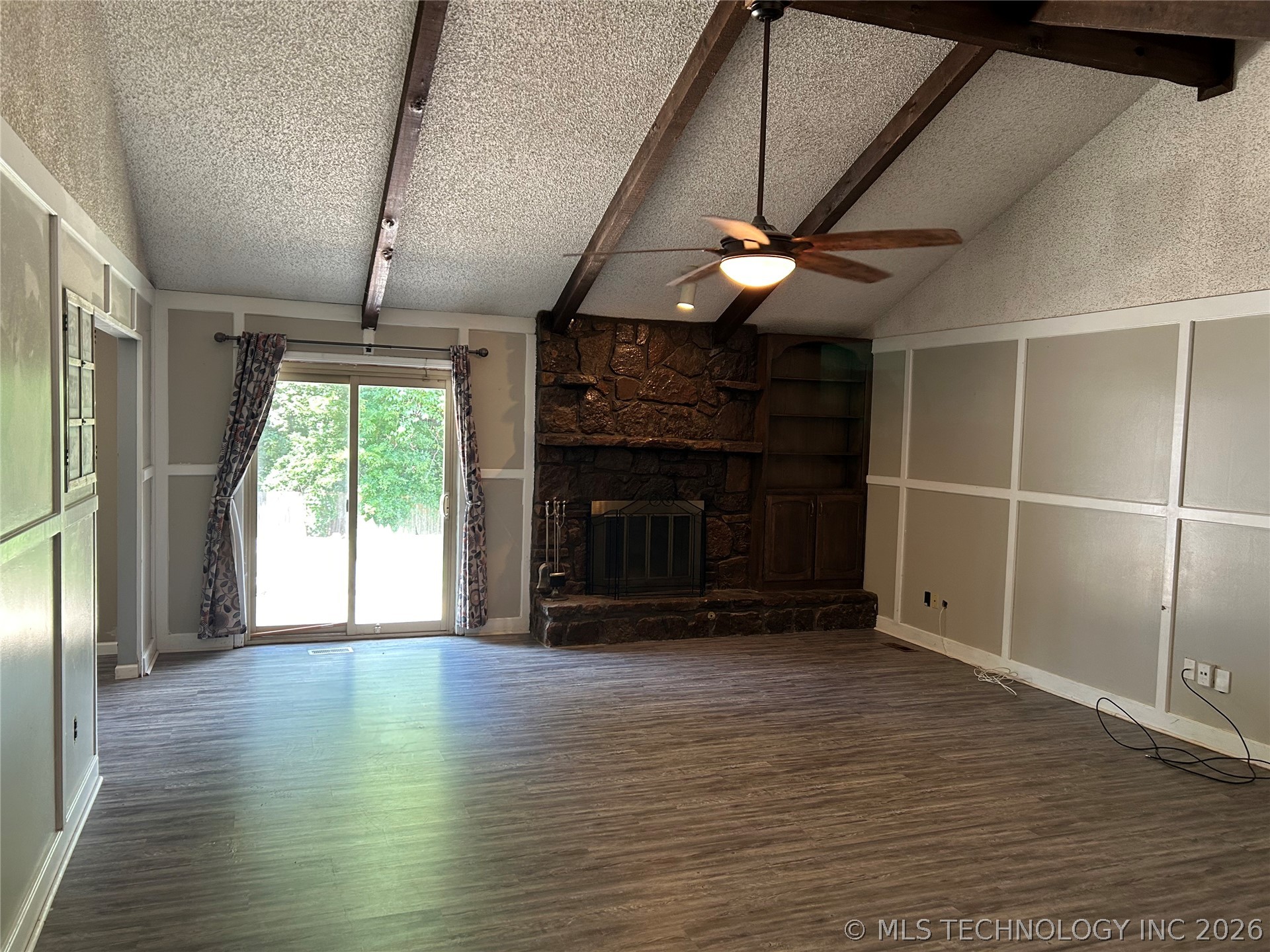 3205 S Bermuda Avenue Property Photo 10