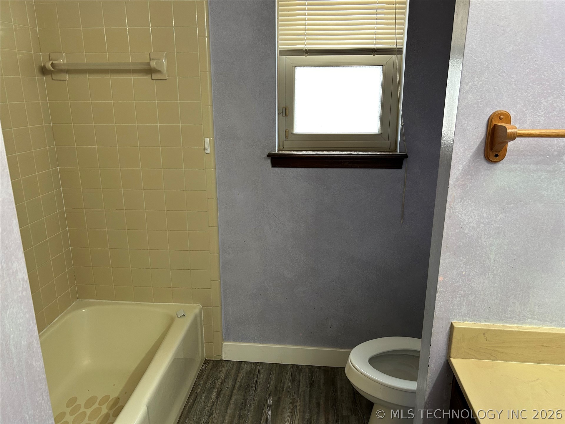 3205 S Bermuda Avenue Property Photo 30