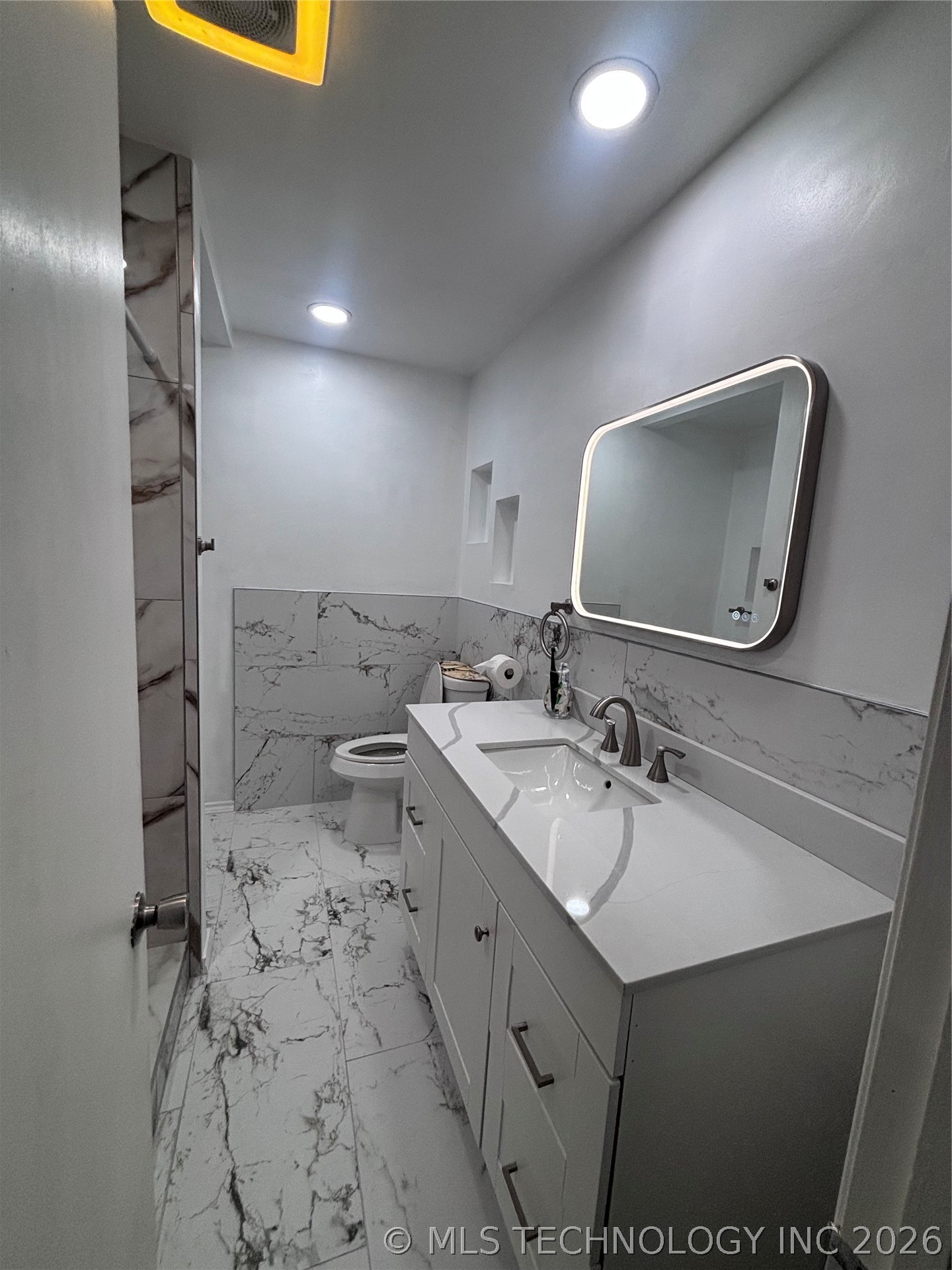 10826 E 26th Place Property Photo 15