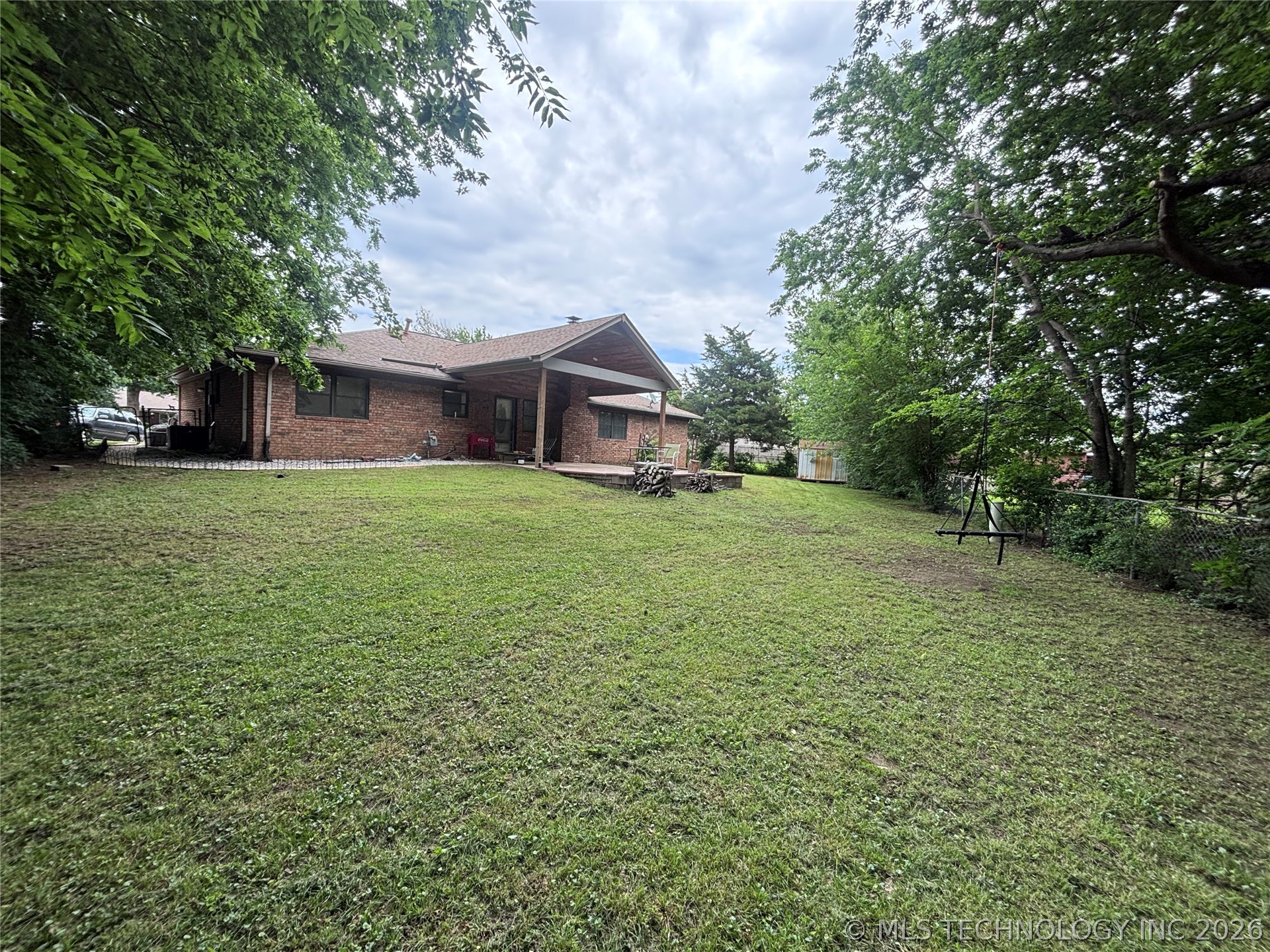 10826 E 26th Place Property Photo 32