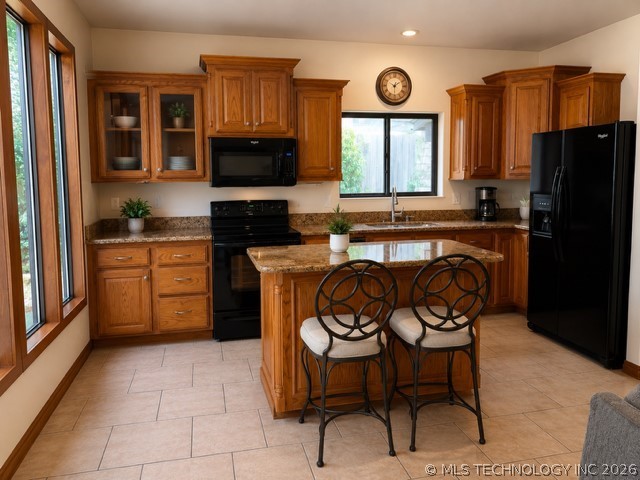 259 E Lake Property Photo 8