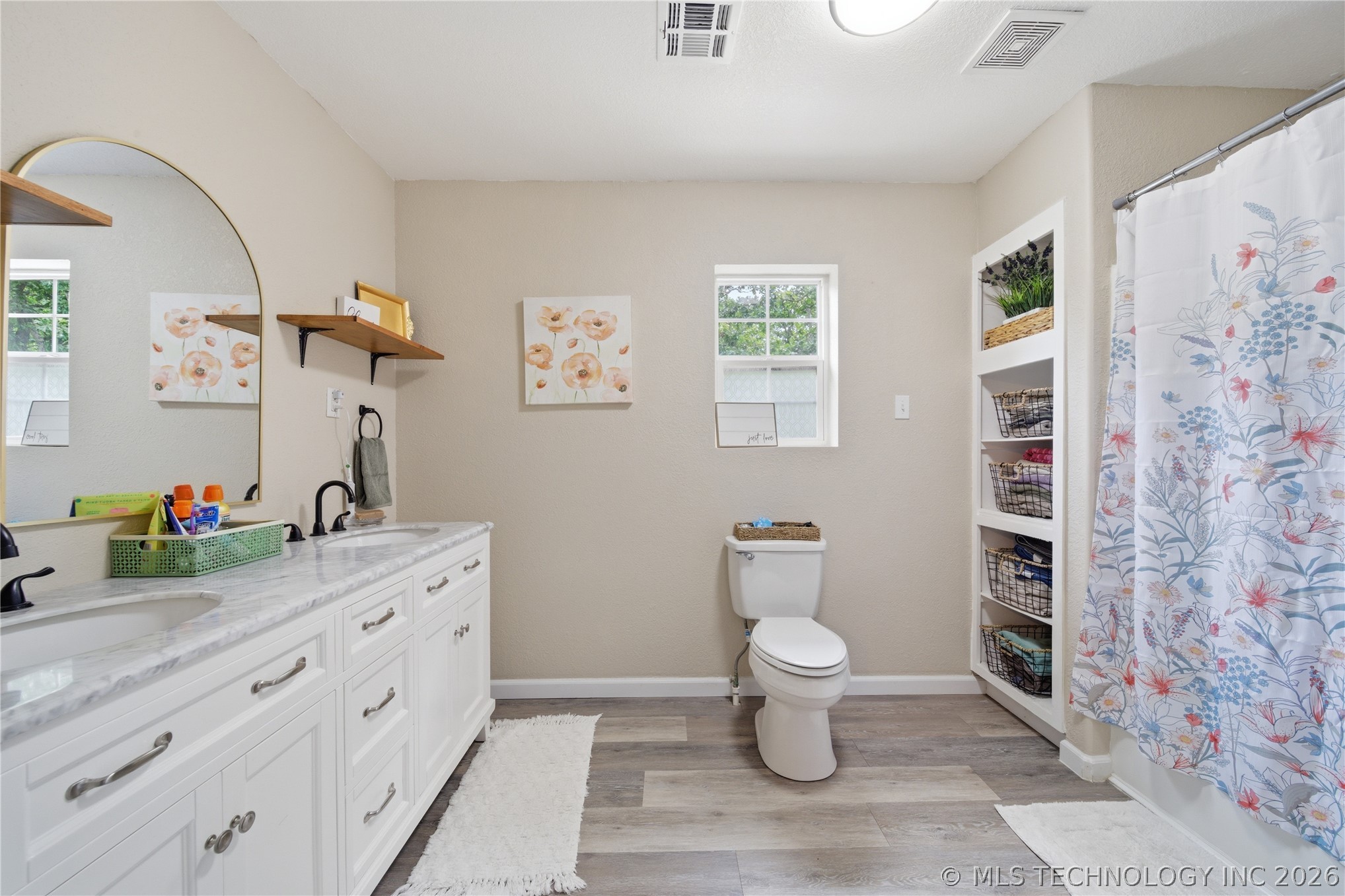 363270 5700 Road Property Photo 24