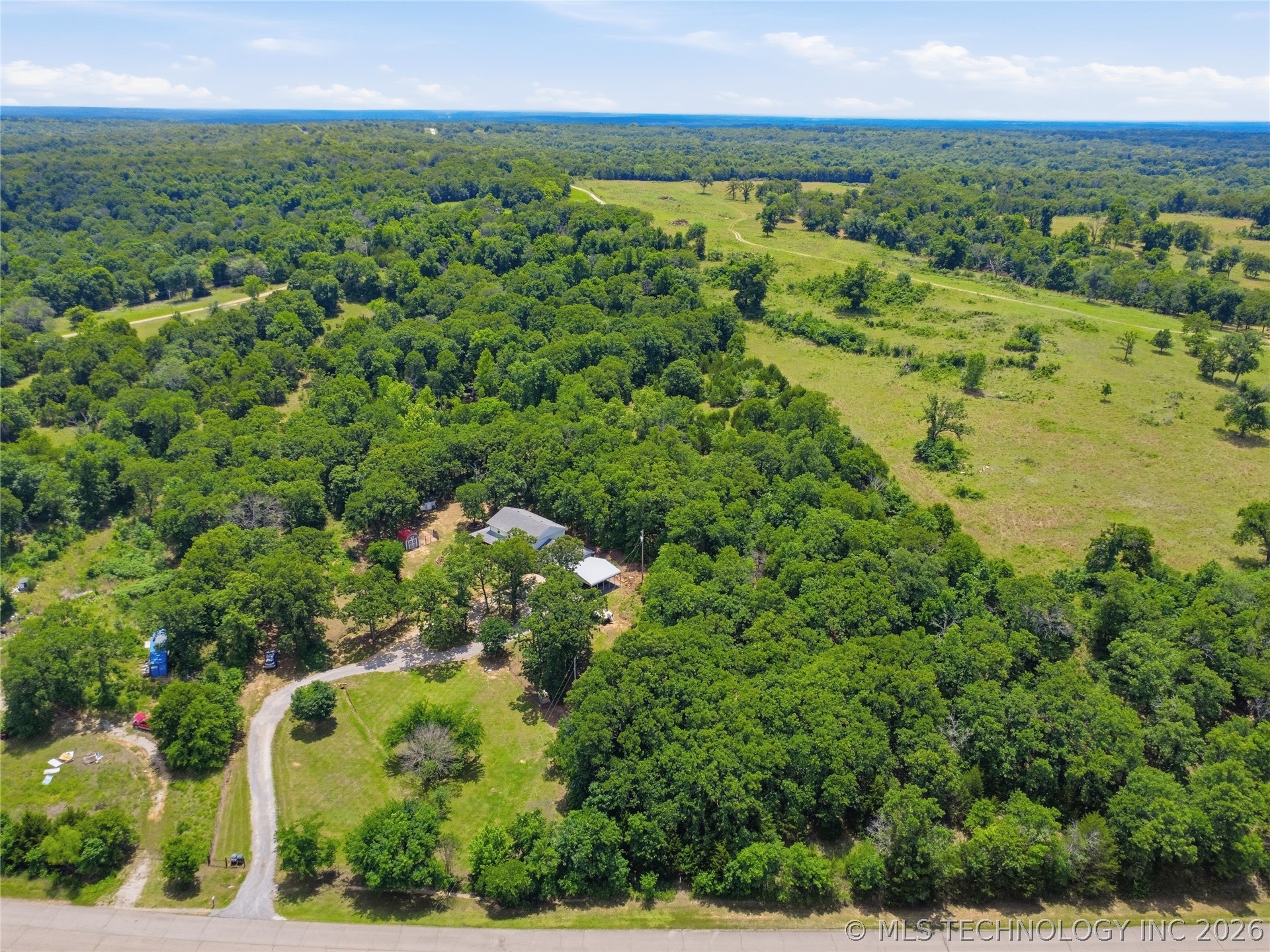 363270 5700 Road Property Photo 49