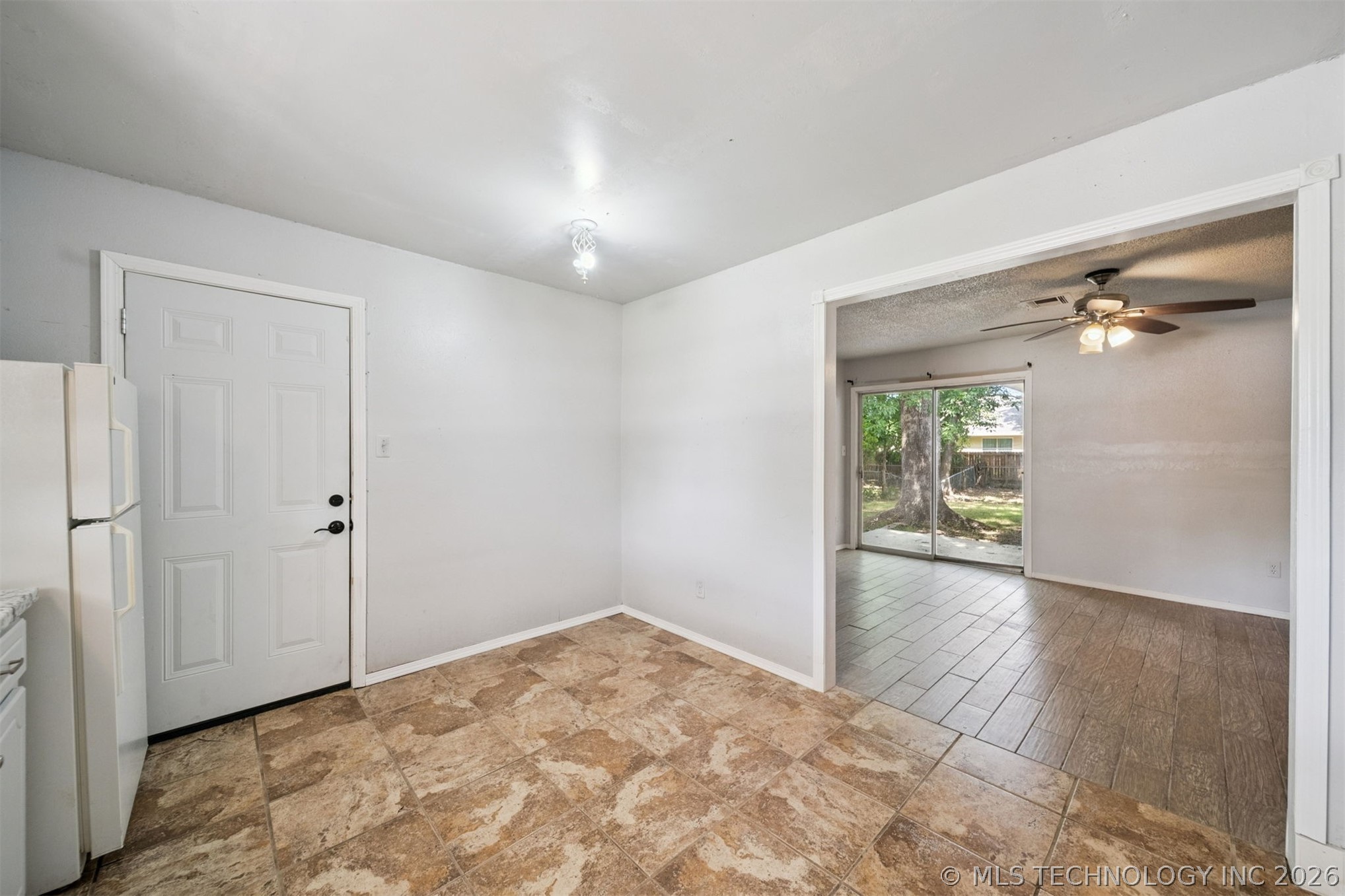 920 Crestview Street Property Photo 12