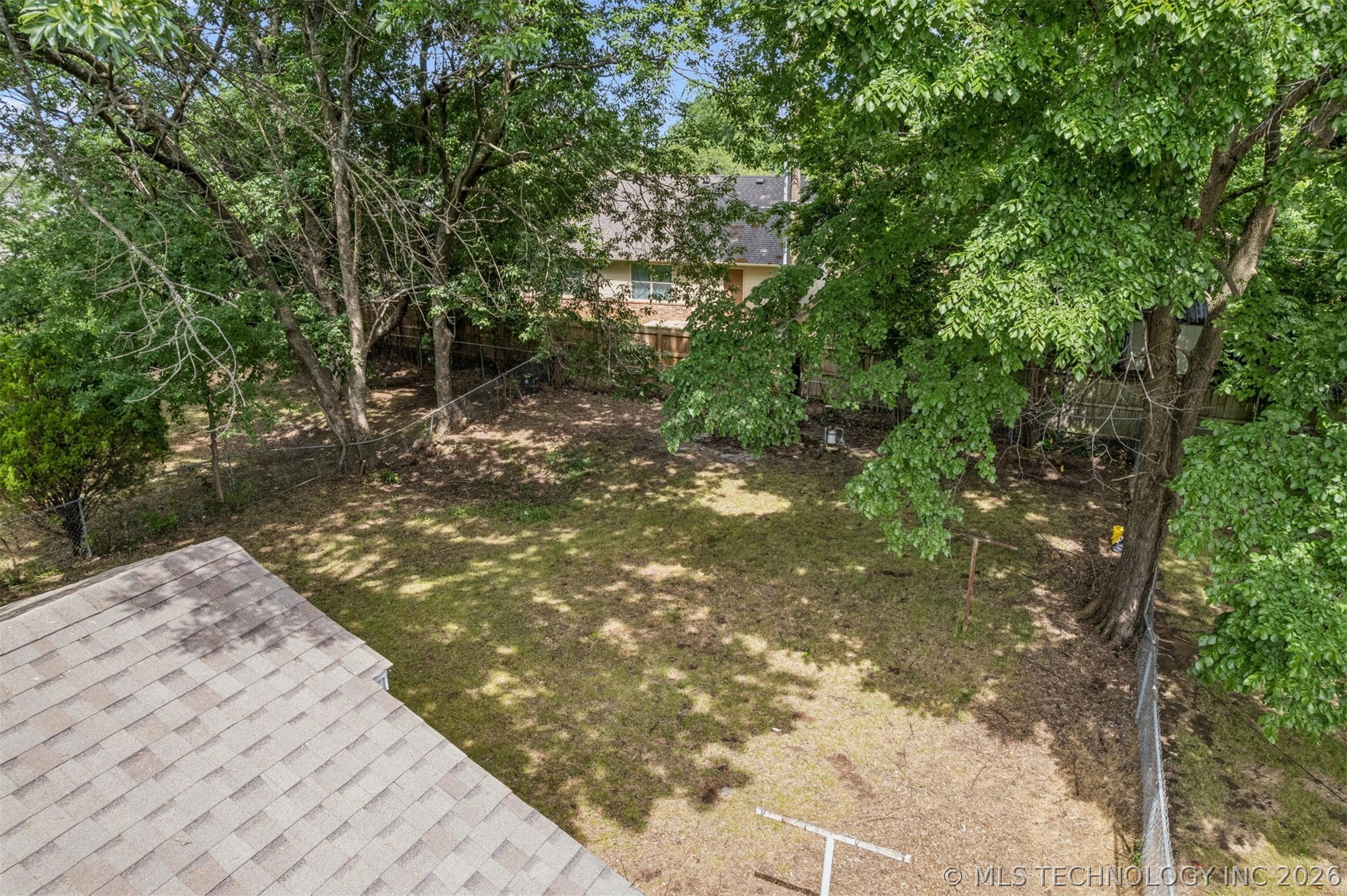 920 Crestview Street Property Photo 26